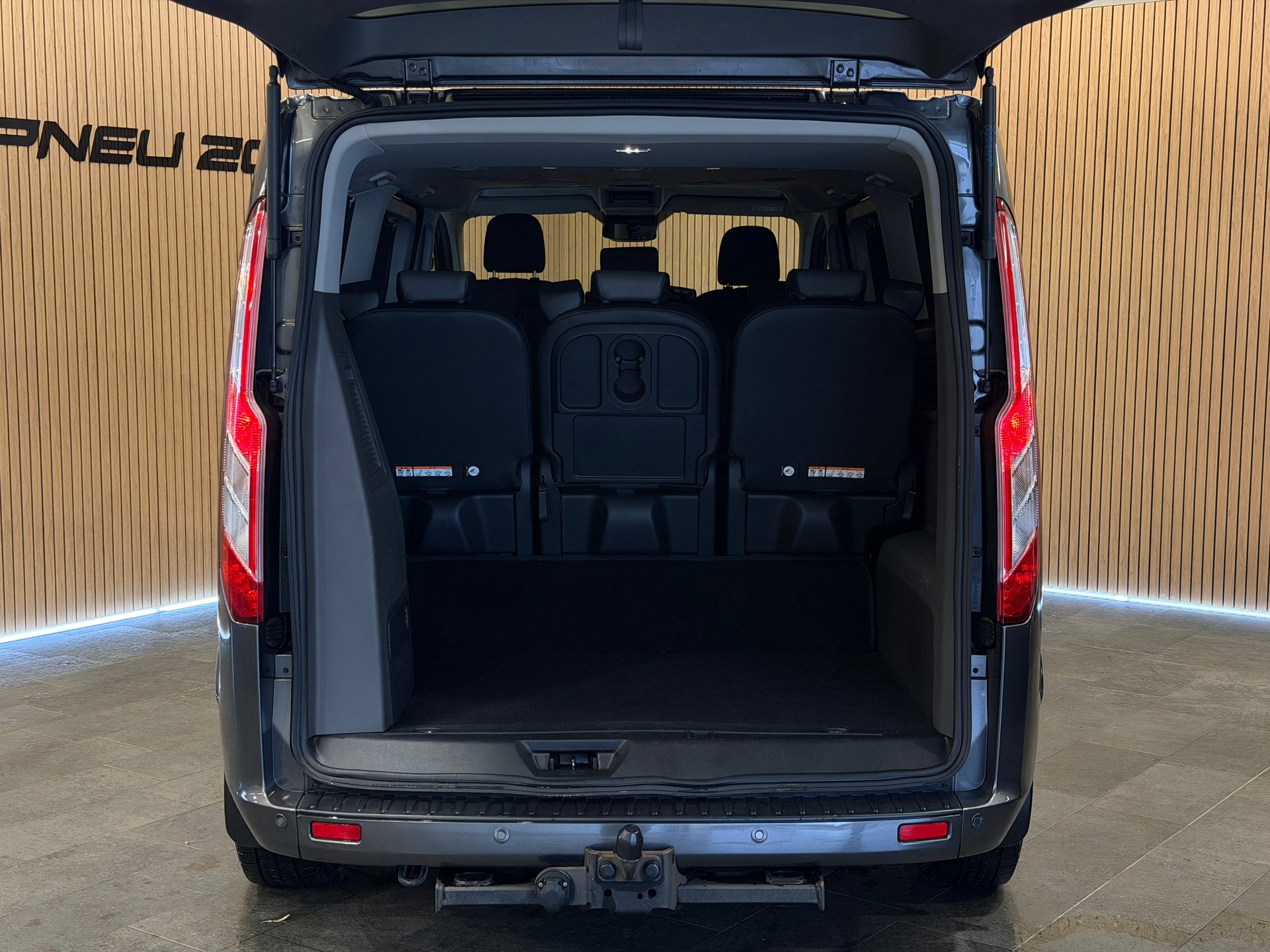 FORD Tourneo Custom 320 L2H1 Titanium A-image-4