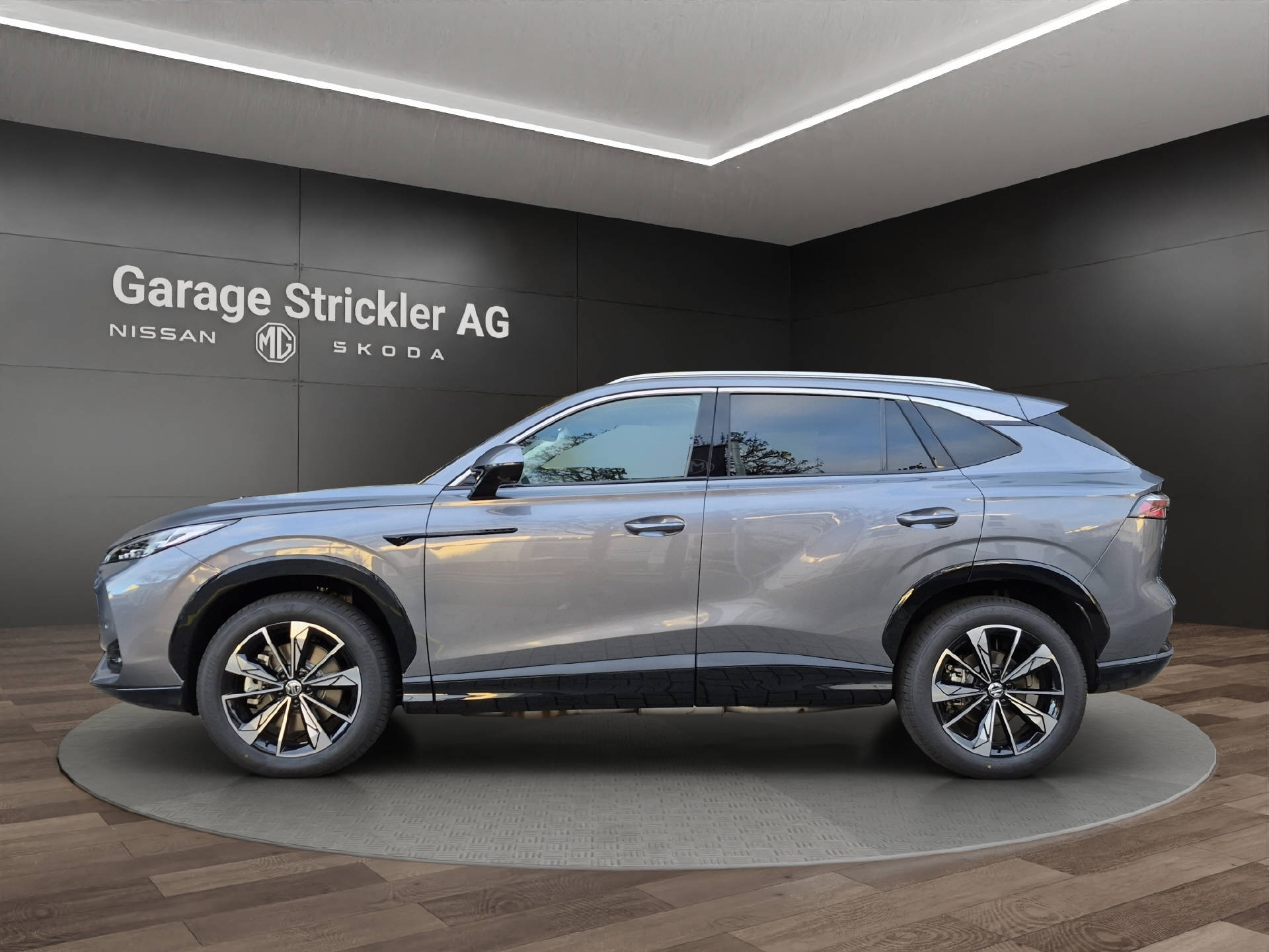 MG HS 1.5 Hybrid Luxury-image-1