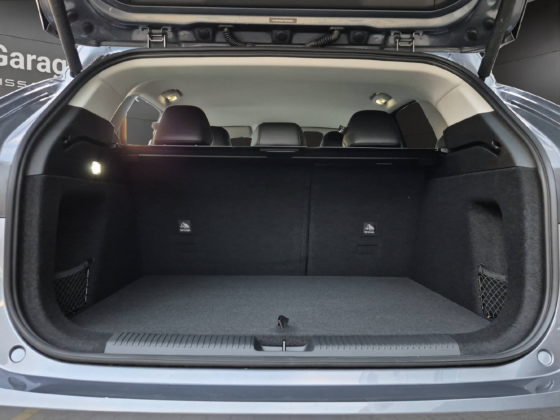 MG HS 1.5 Hybrid Luxury-image-12