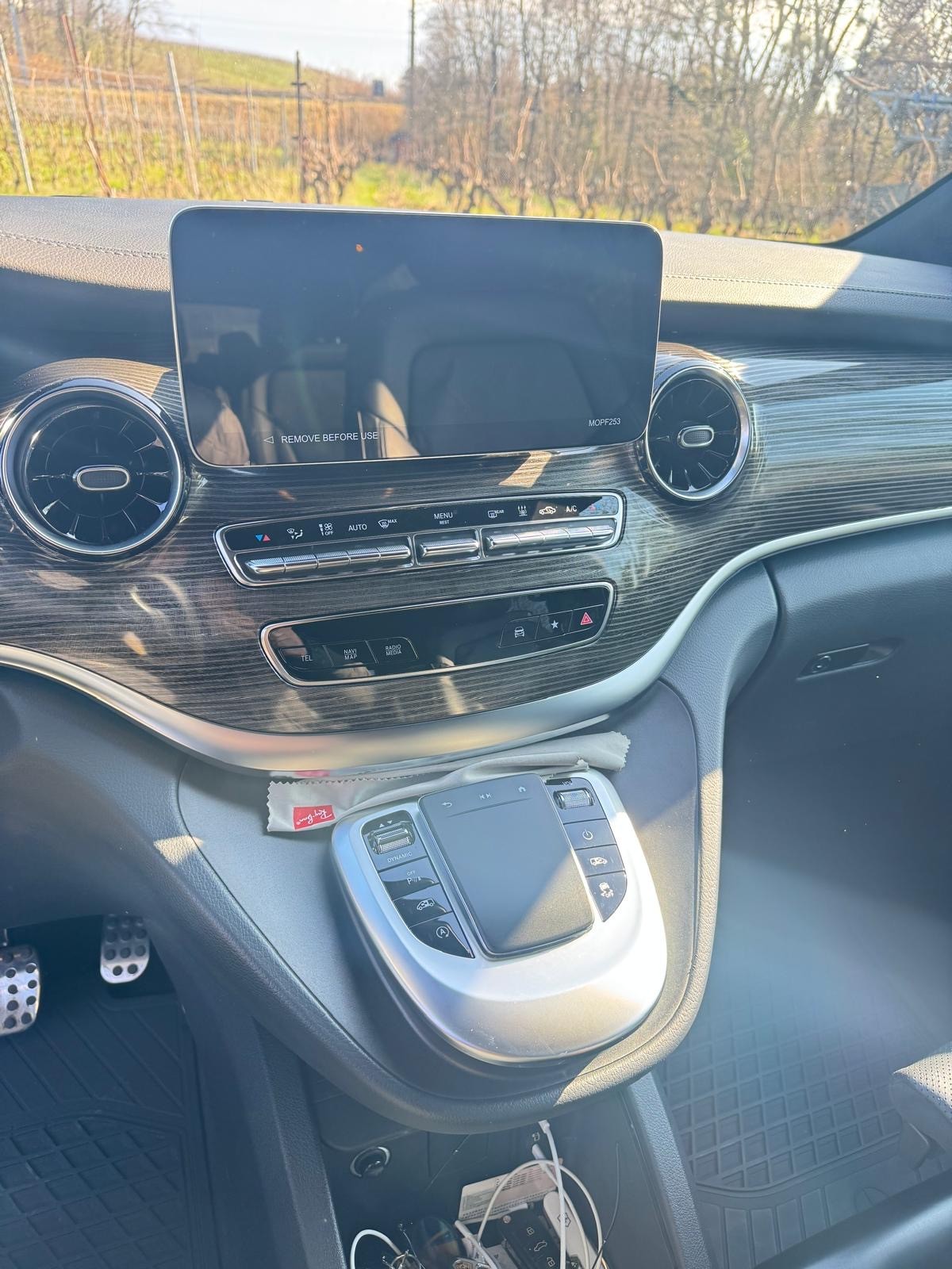 MERCEDES-BENZ V 300 d lang Avantgarde 4Matic 9G-Tronic-image-8