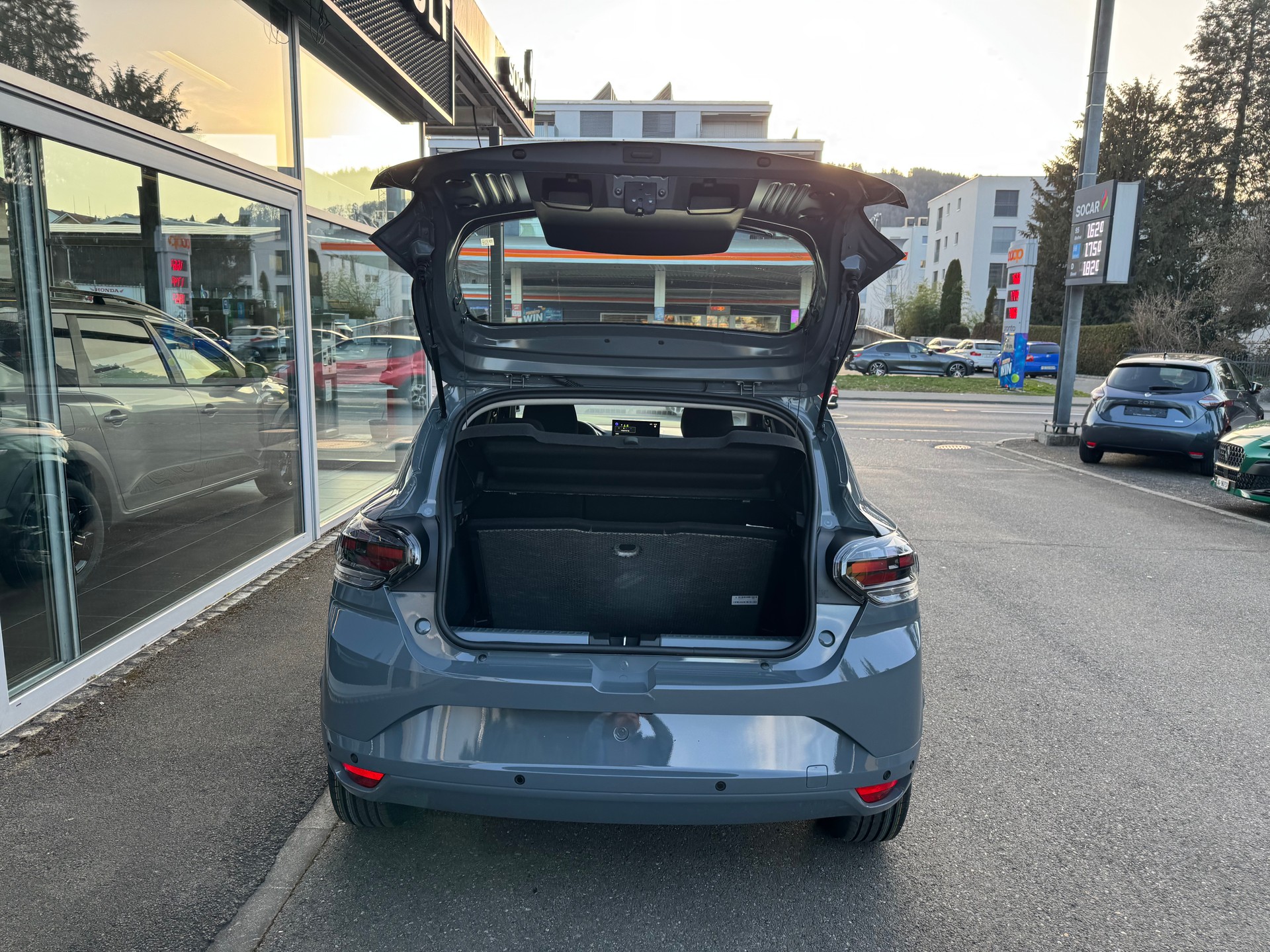 DACIA Sandero TCe 100 Journey-image-8