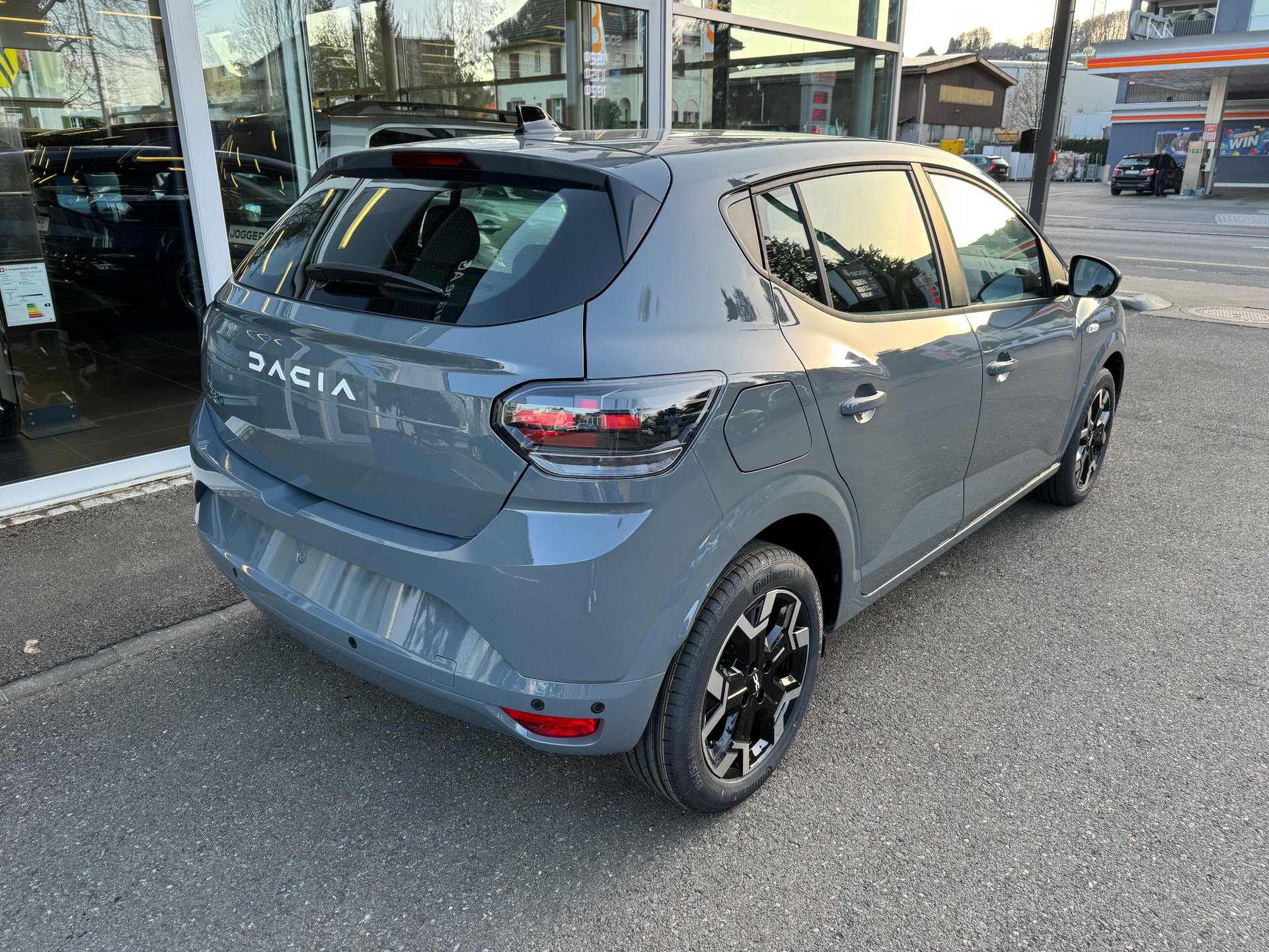 DACIA Sandero TCe 100 Journey-image-5