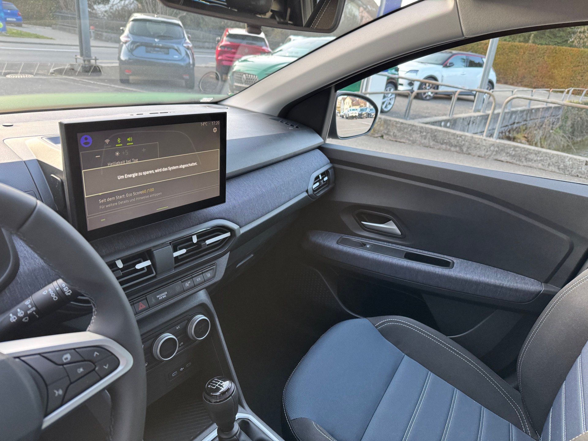 DACIA Sandero TCe 100 Journey-image-13