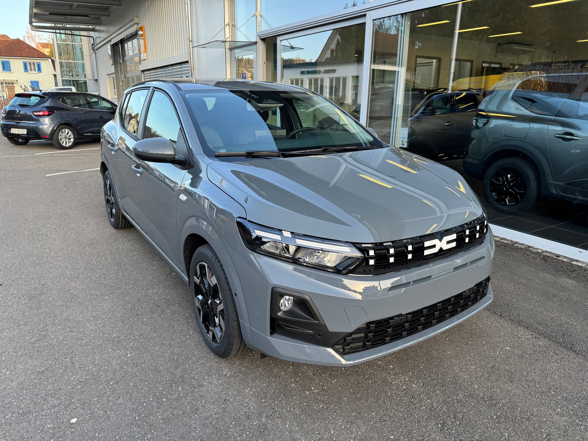 DACIA Sandero TCe 100 Journey-image-4