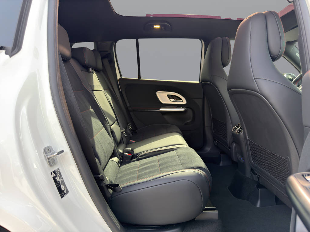 MERCEDES-BENZ GLB 350 4matic-image-11