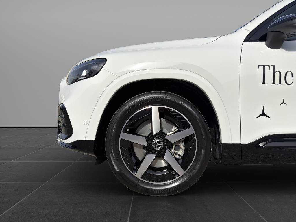 MERCEDES-BENZ GLB 350 4matic-image-15