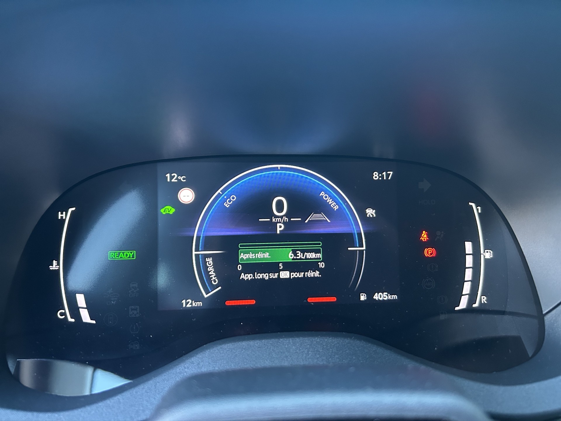 TOYOTA Yaris Cross 1.5 Comfort e-CVT-image-12