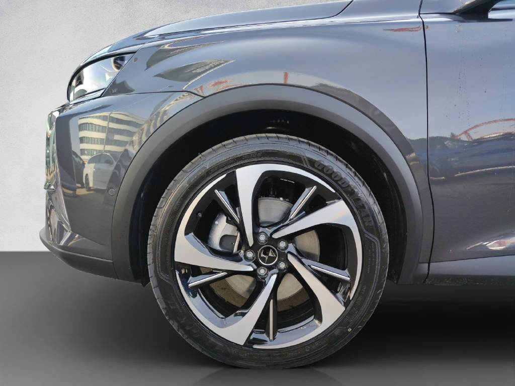 DS AUTOMOBILES DS7 1.6 E-Tense Étoile 4x4-image-6