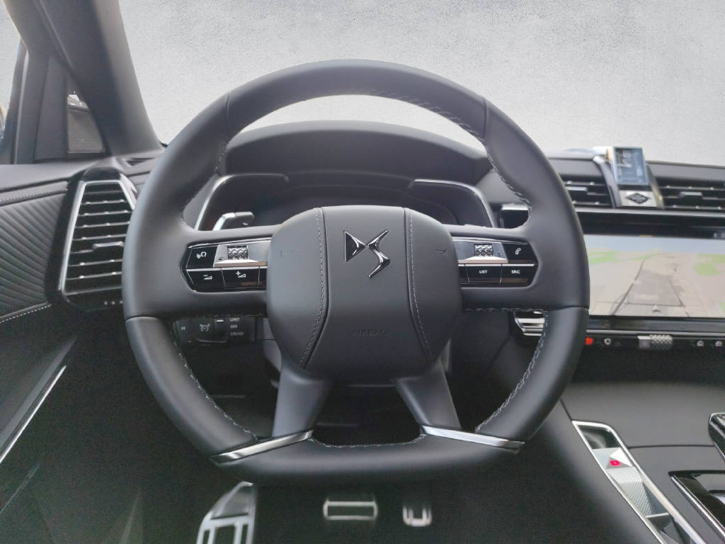 DS AUTOMOBILES DS7 1.6 E-Tense Étoile 4x4-image-11