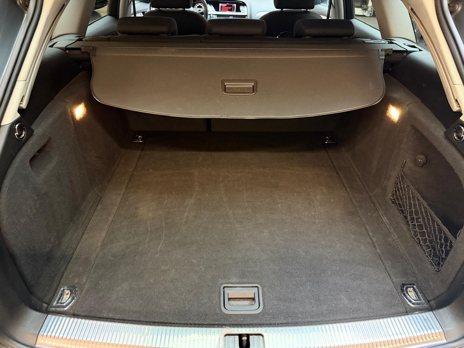 AUDI A4 Avant 2.0 TDI 143-image-17