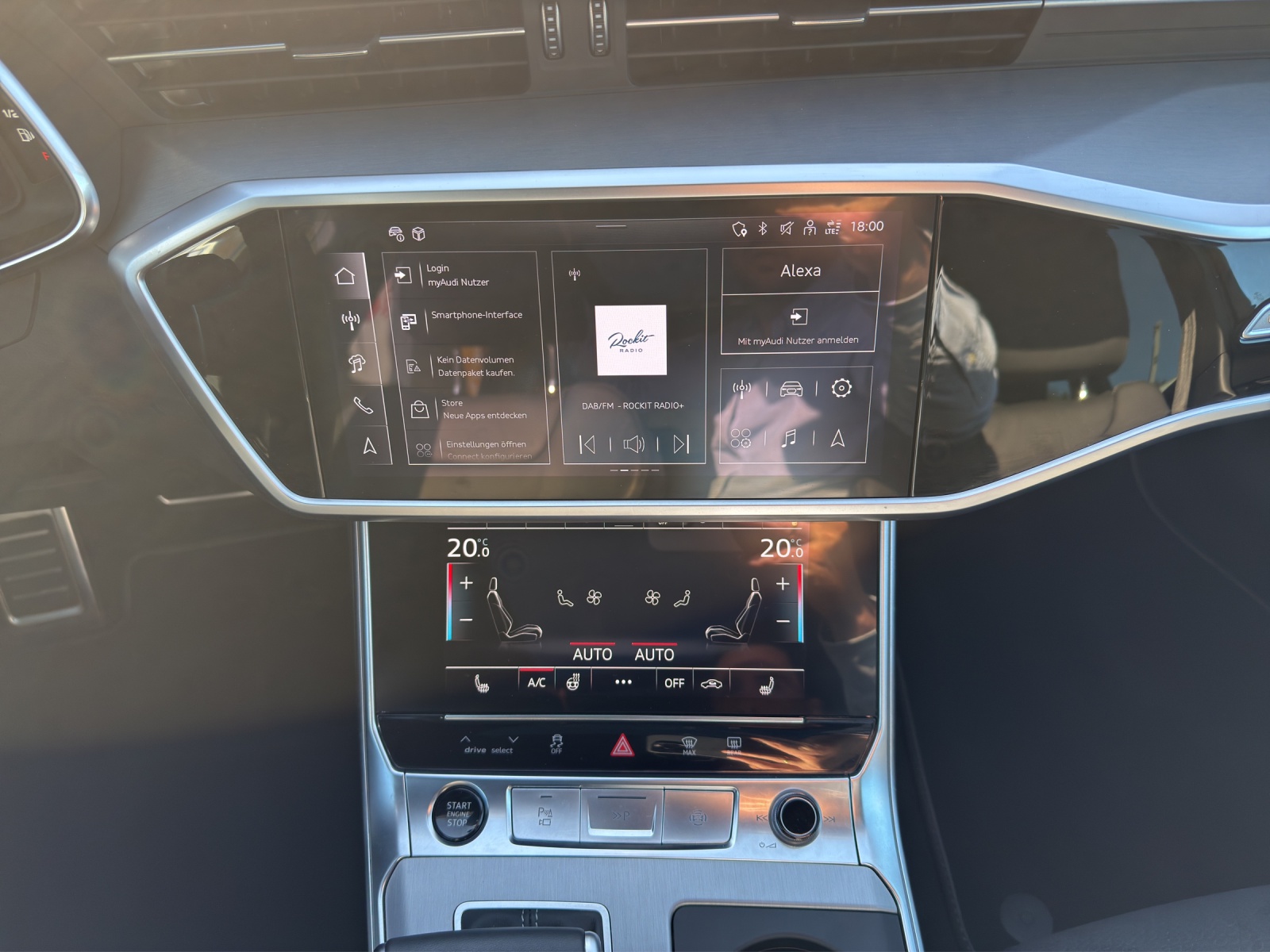 AUDI A6 Avant 55 TFSIe S line quattro S-tronic-image-11