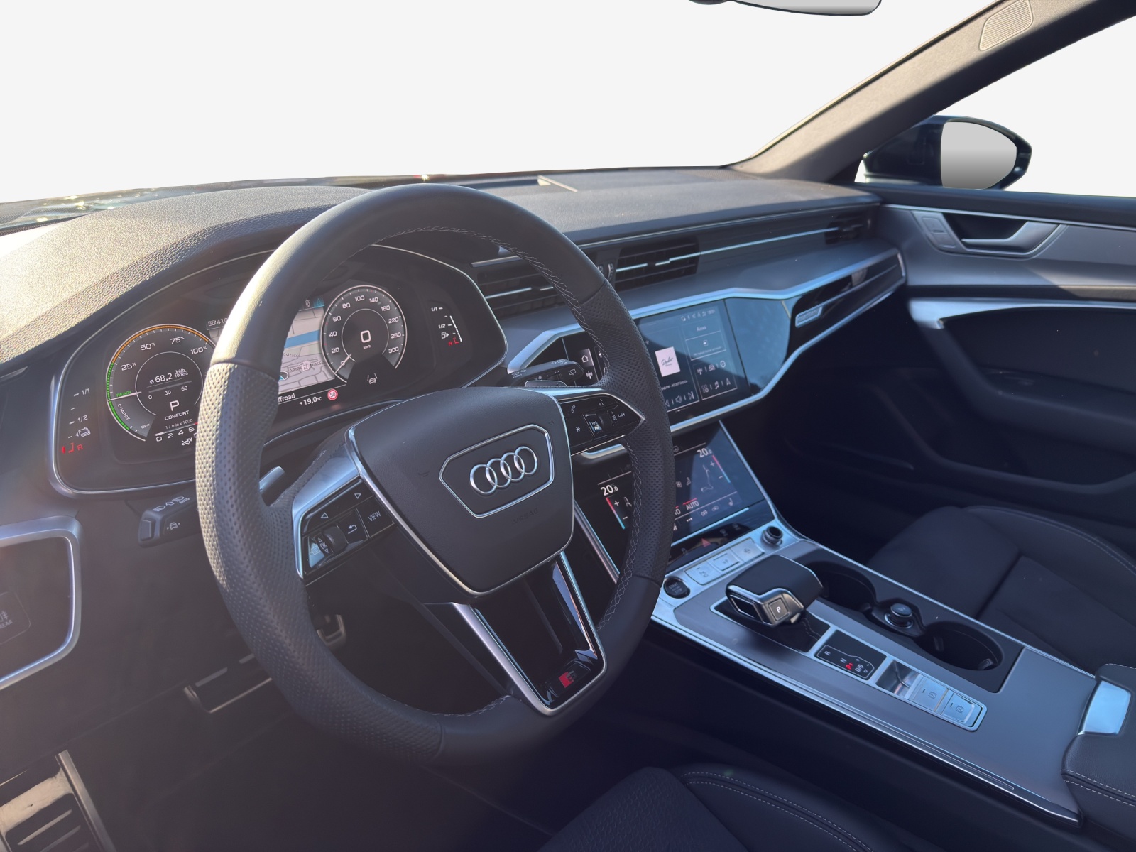 AUDI A6 Avant 55 TFSIe S line quattro S-tronic-image-14