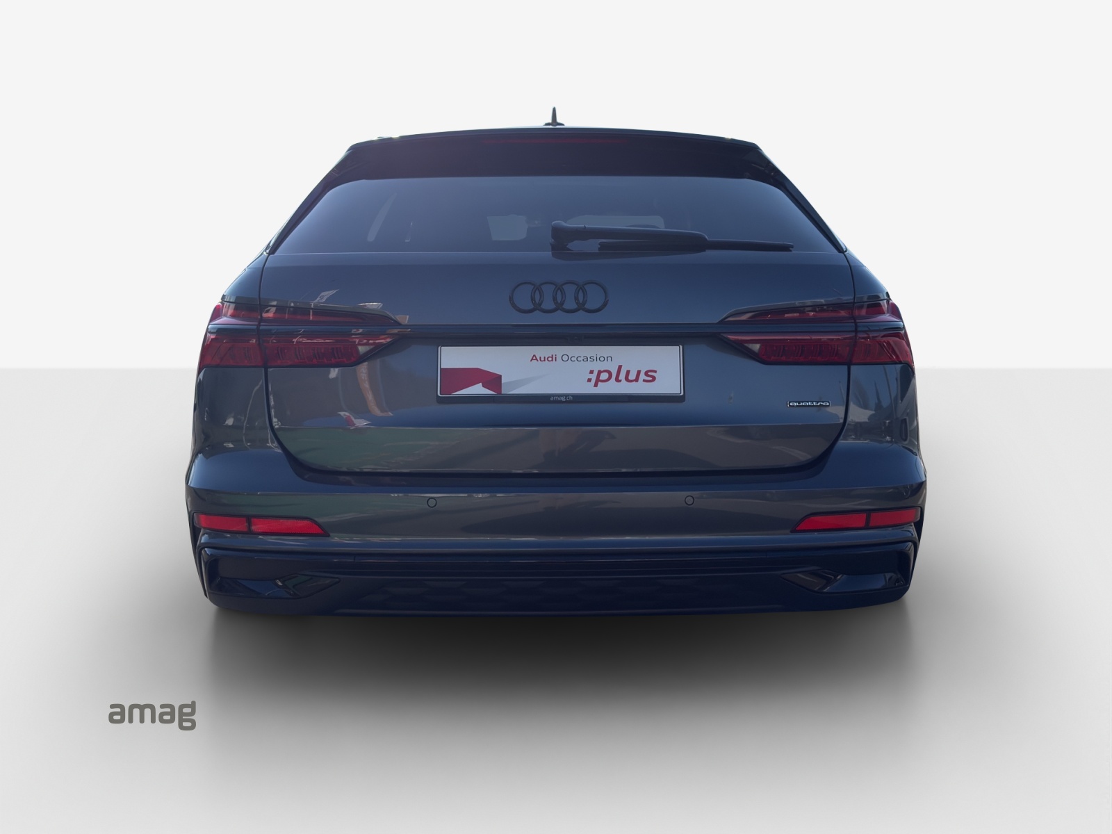 AUDI A6 Avant 55 TFSIe S line quattro S-tronic-image-4