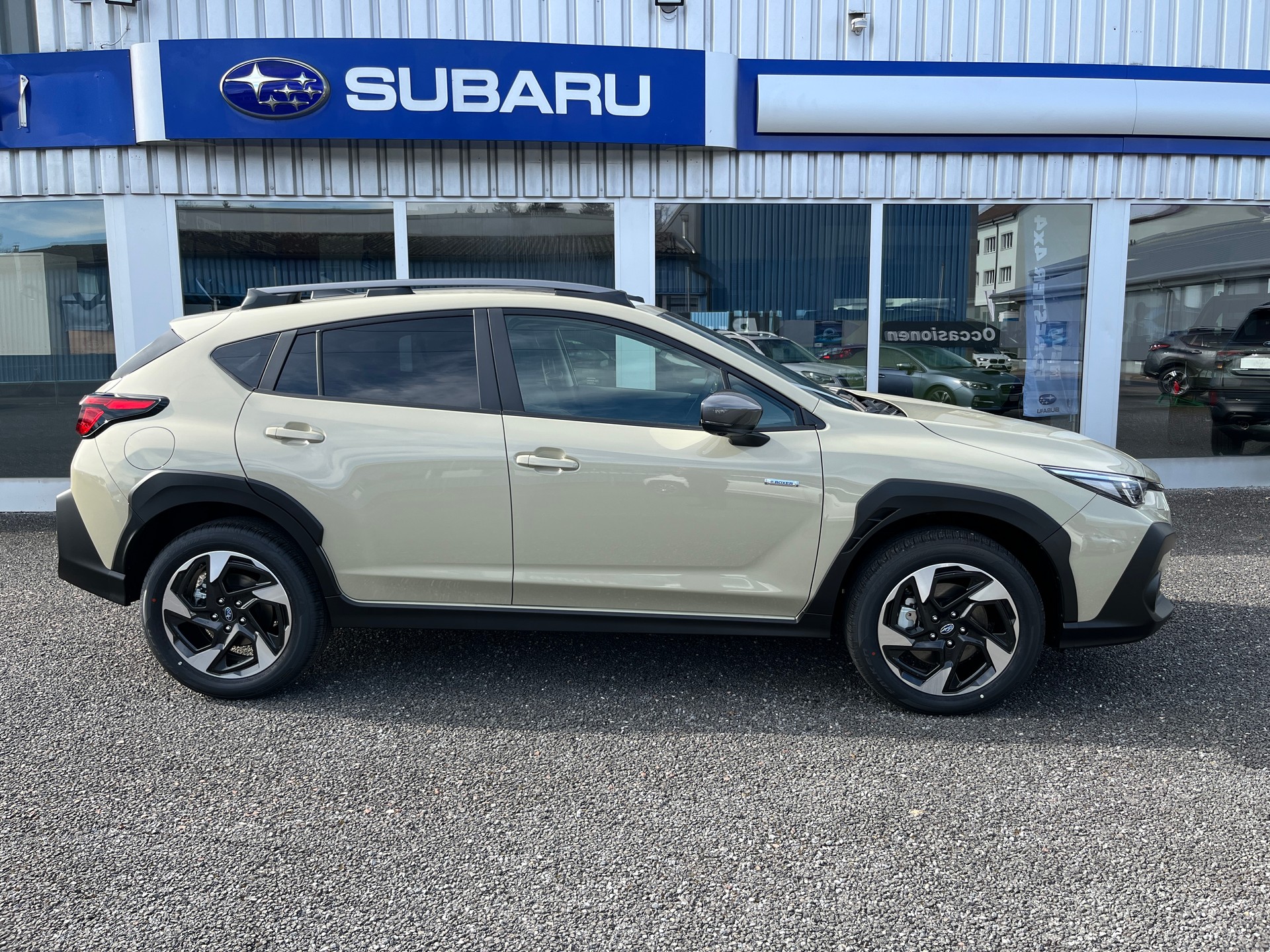 SUBARU Crosstrek 2.0 e-Boxer Luxury AWD Lineartronic-showroom-element-3