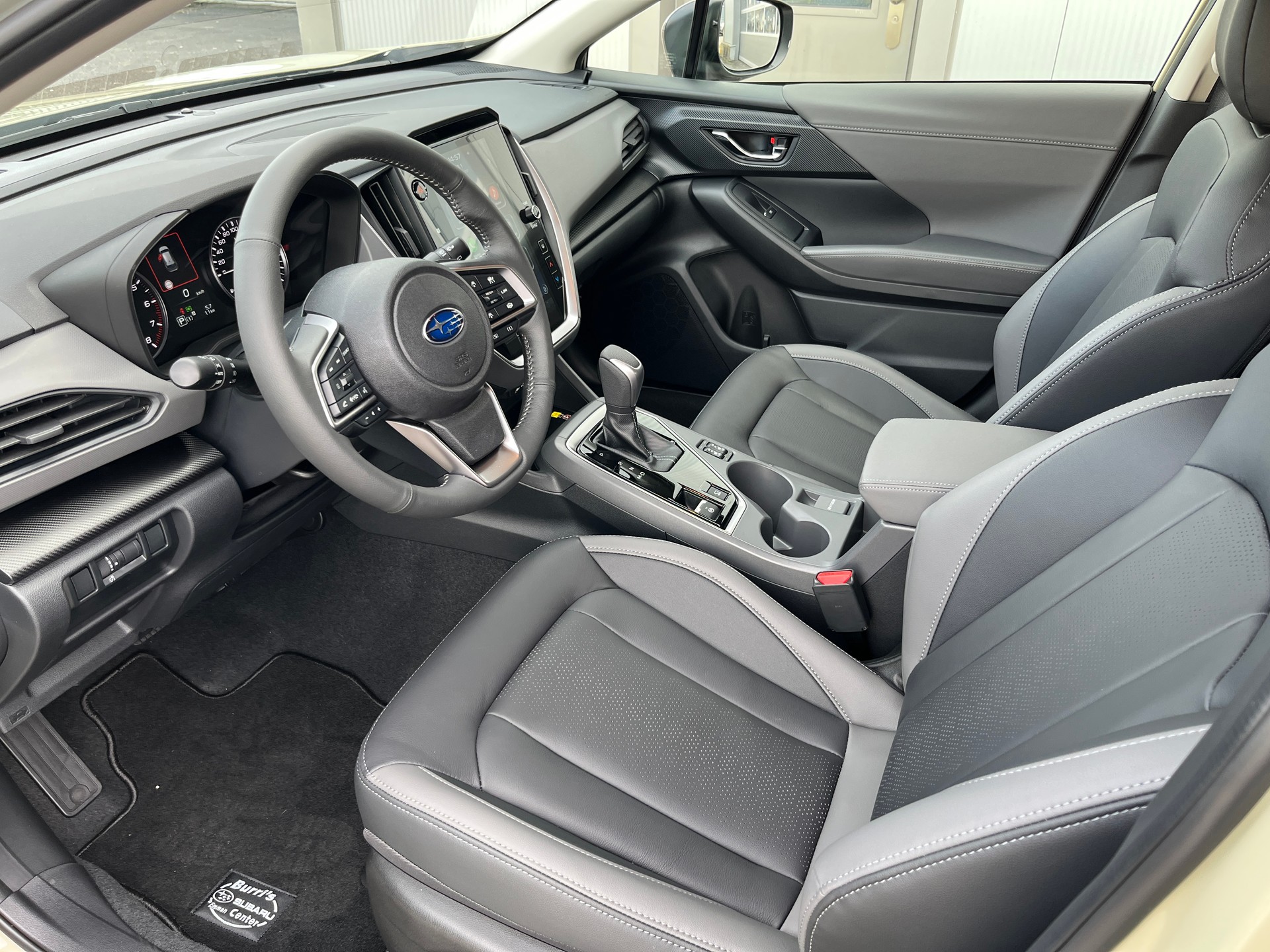 SUBARU Crosstrek 2.0 e-Boxer Luxury AWD Lineartronic-image-10