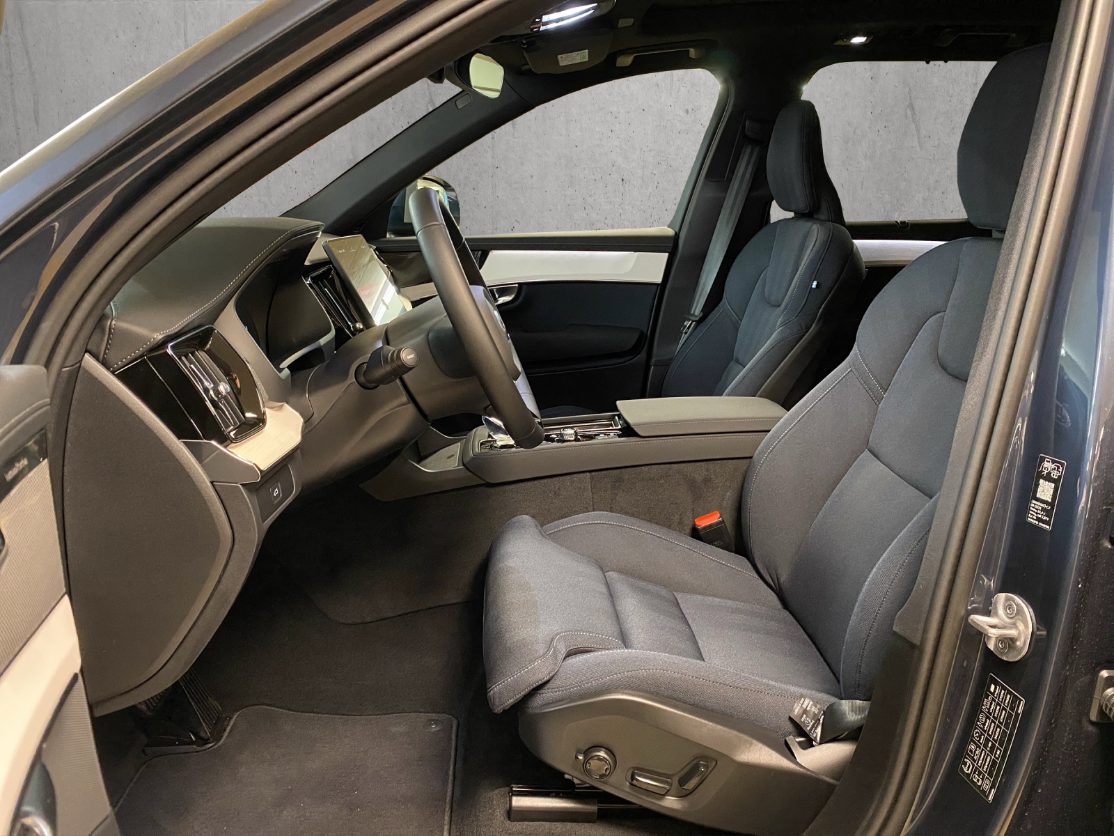 VOLVO XC90 B5 Benzin Mild Hybrid AWD Plus Bright Geartronic-image-7