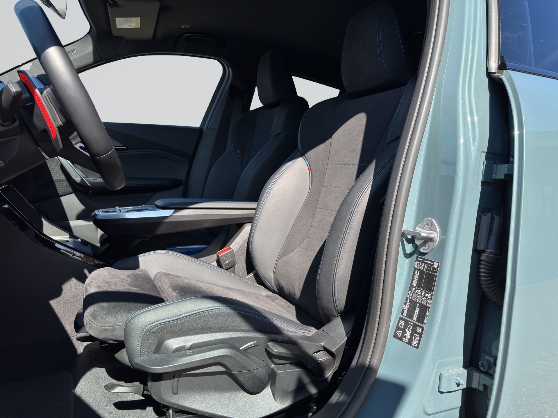 BMW X2 M35i xDrive Iconic Glow-image-5