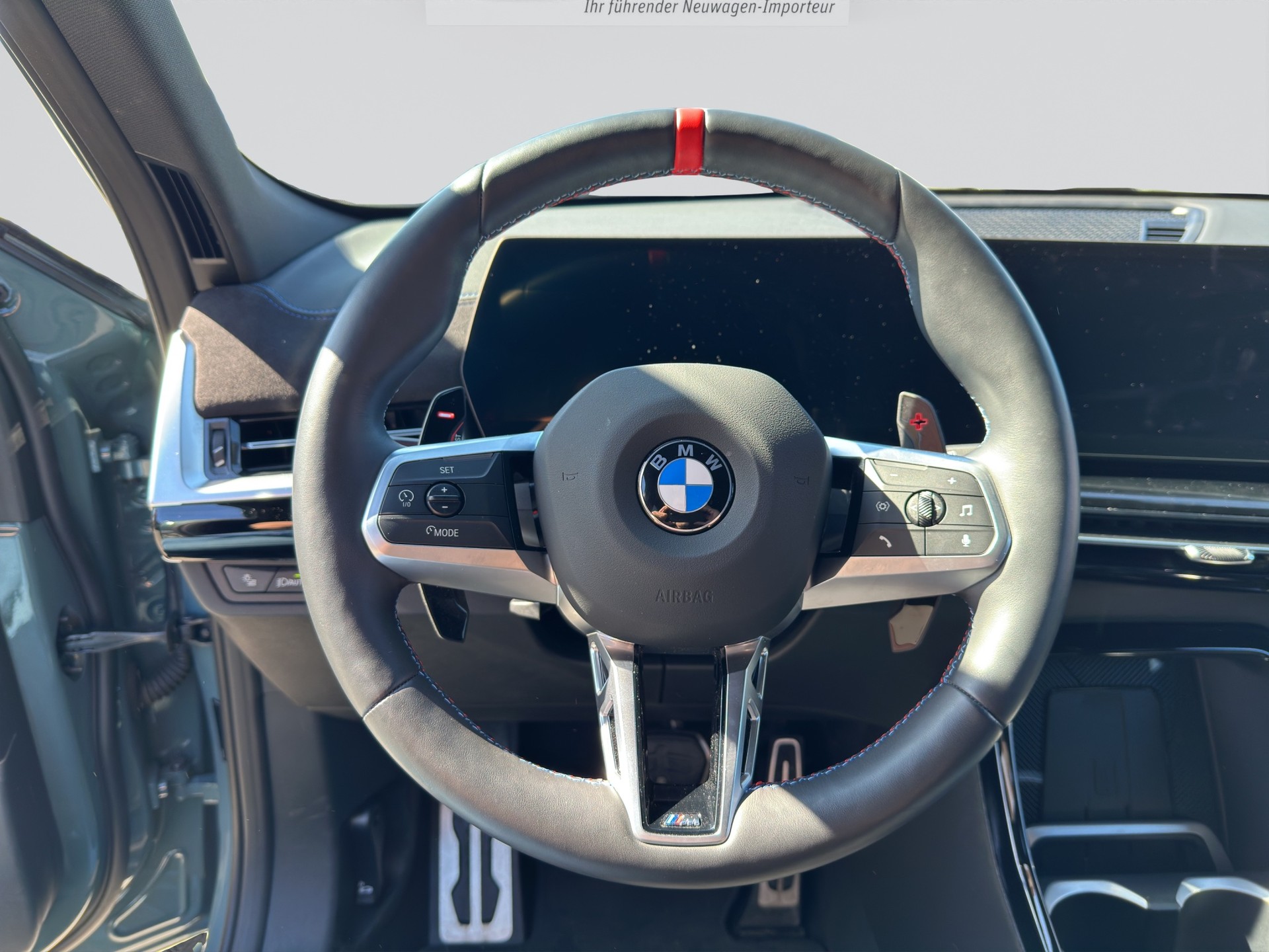 BMW X2 M35i xDrive Iconic Glow-image-9