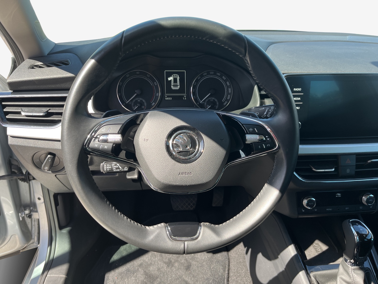 SKODA Kamiq 1.0 TSI Tour DSG-image-9