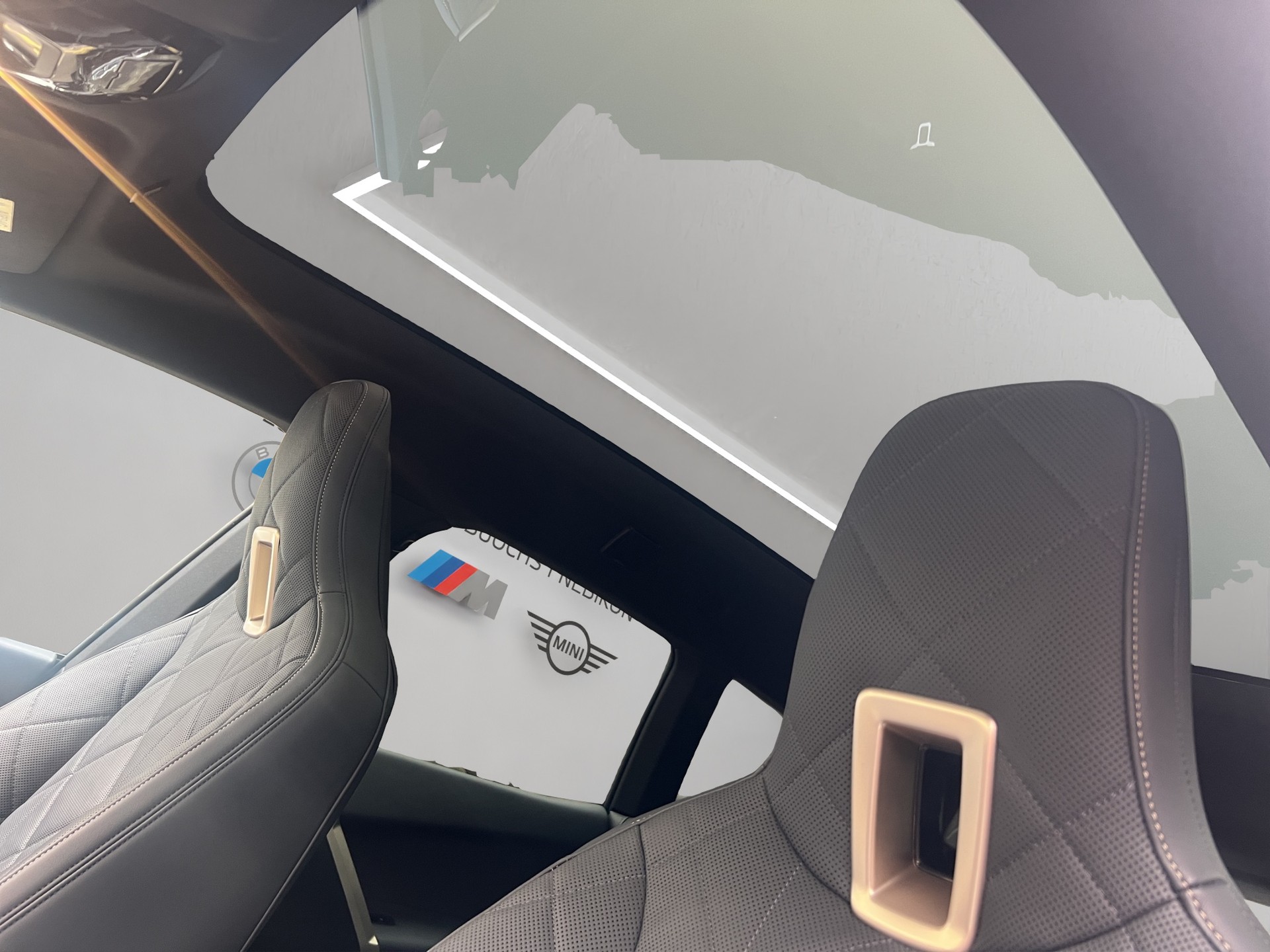 BMW iX xDrive50-image-13