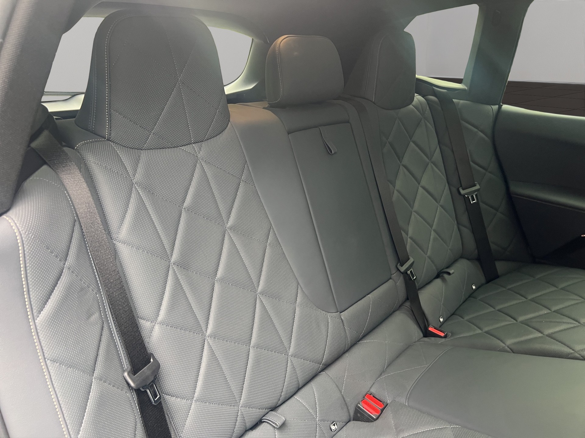 BMW iX xDrive50-image-22