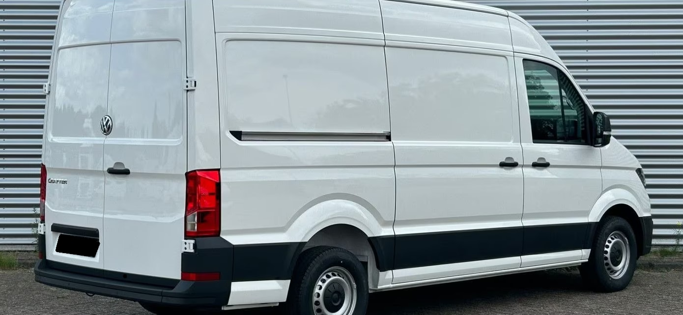 VW Crafter 35 2.0 TDI L3 H3 Automatik-image-0