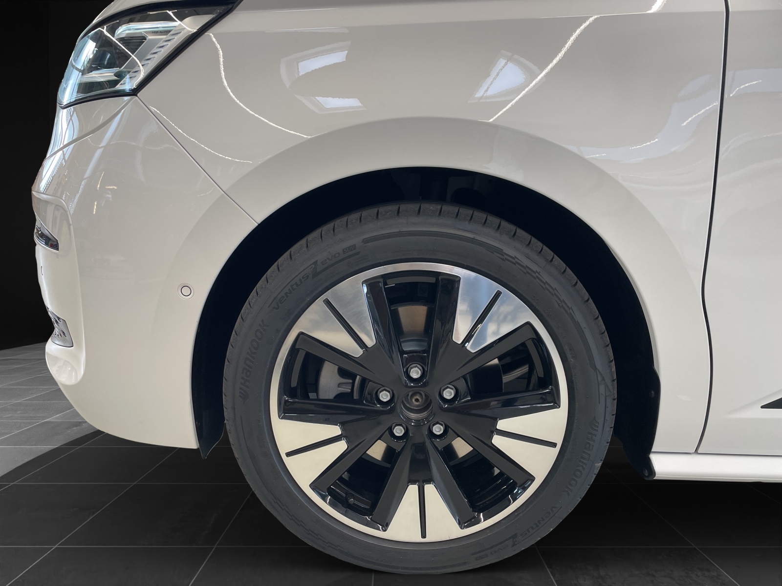 VW Multivan Edition 1.5 eHybrid 4Motion DSG-image-13