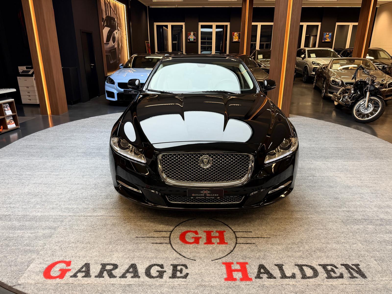 JAGUAR XJ 3.0 V6 S/C Premium Luxury AWD-showroom-element-2