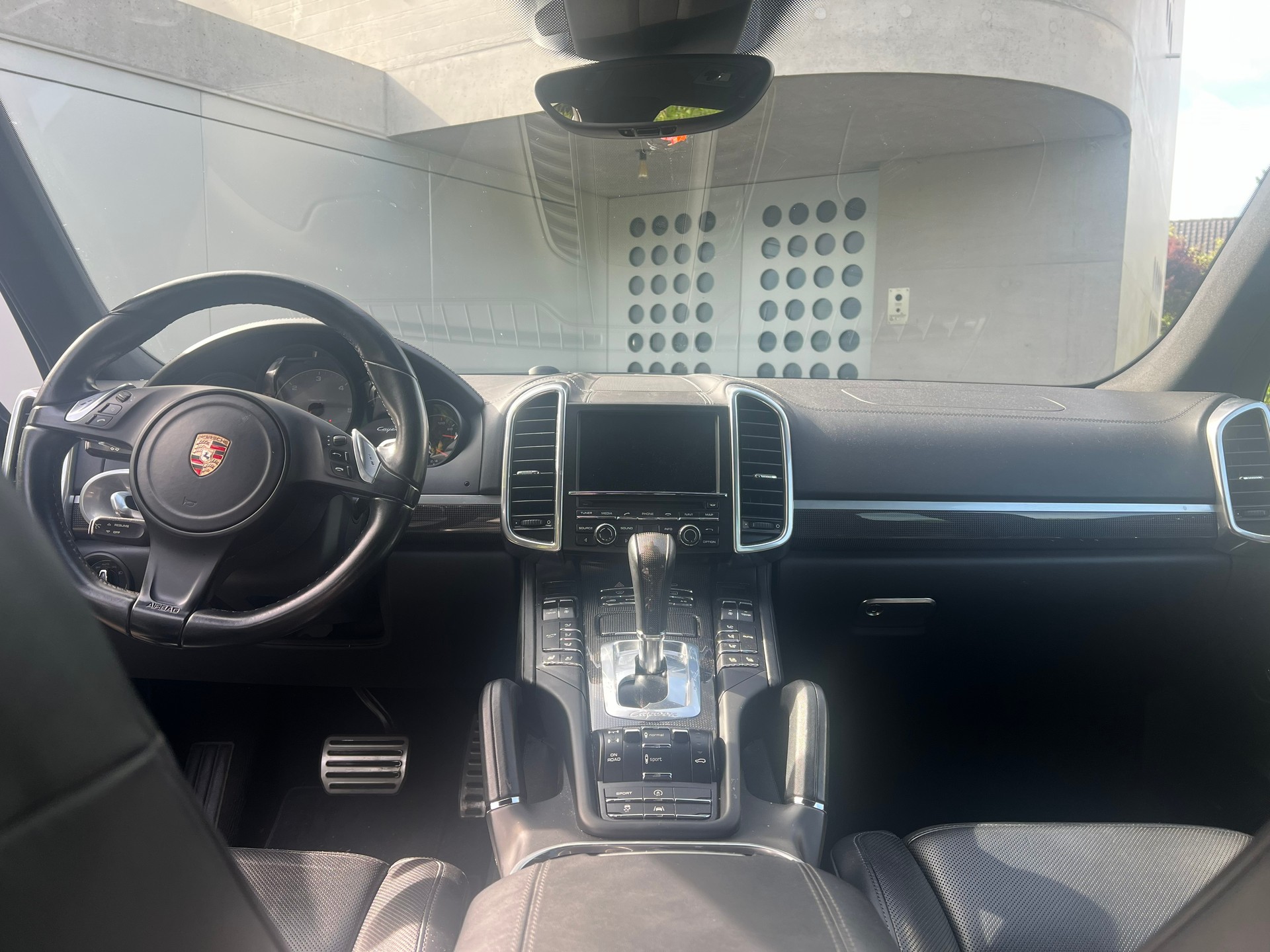PORSCHE 4.2 V8 TDI S TipT-image-4