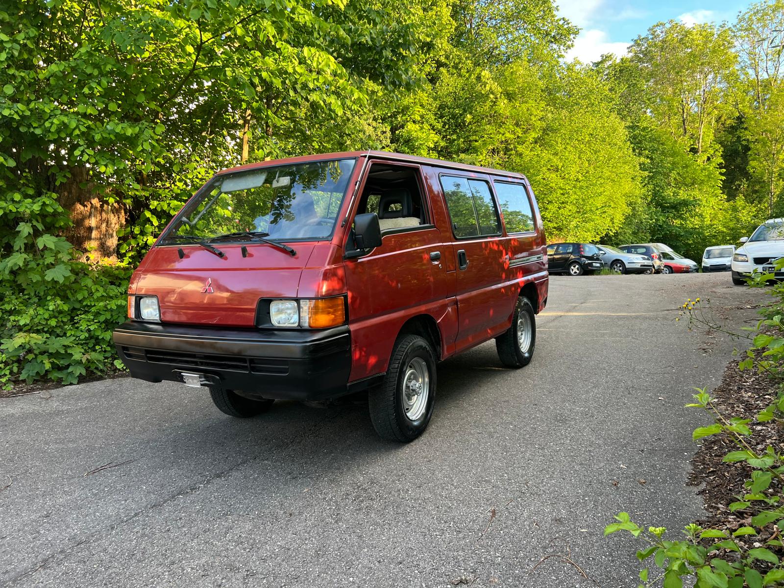 MITSUBISHI 4x4 2.3 B