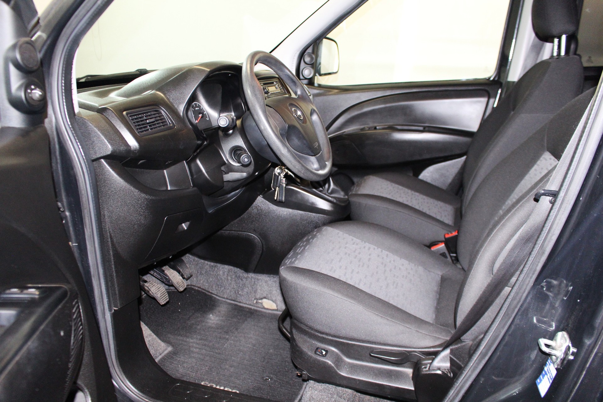OPEL Combo Kombi 2.4 t L2 H1 1.4 Turbo-image-6