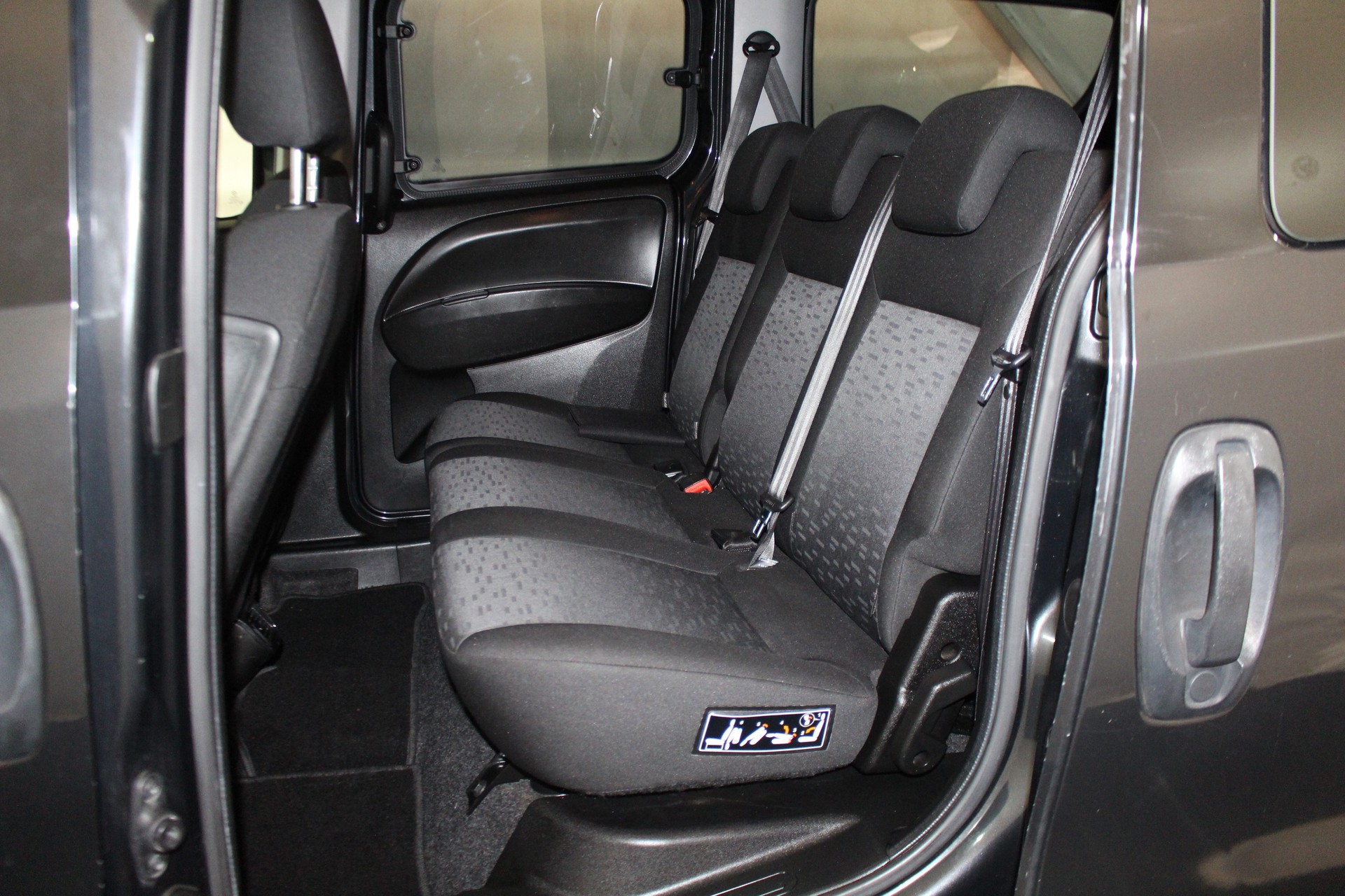 OPEL Combo Kombi 2.4 t L2 H1 1.4 Turbo-image-7