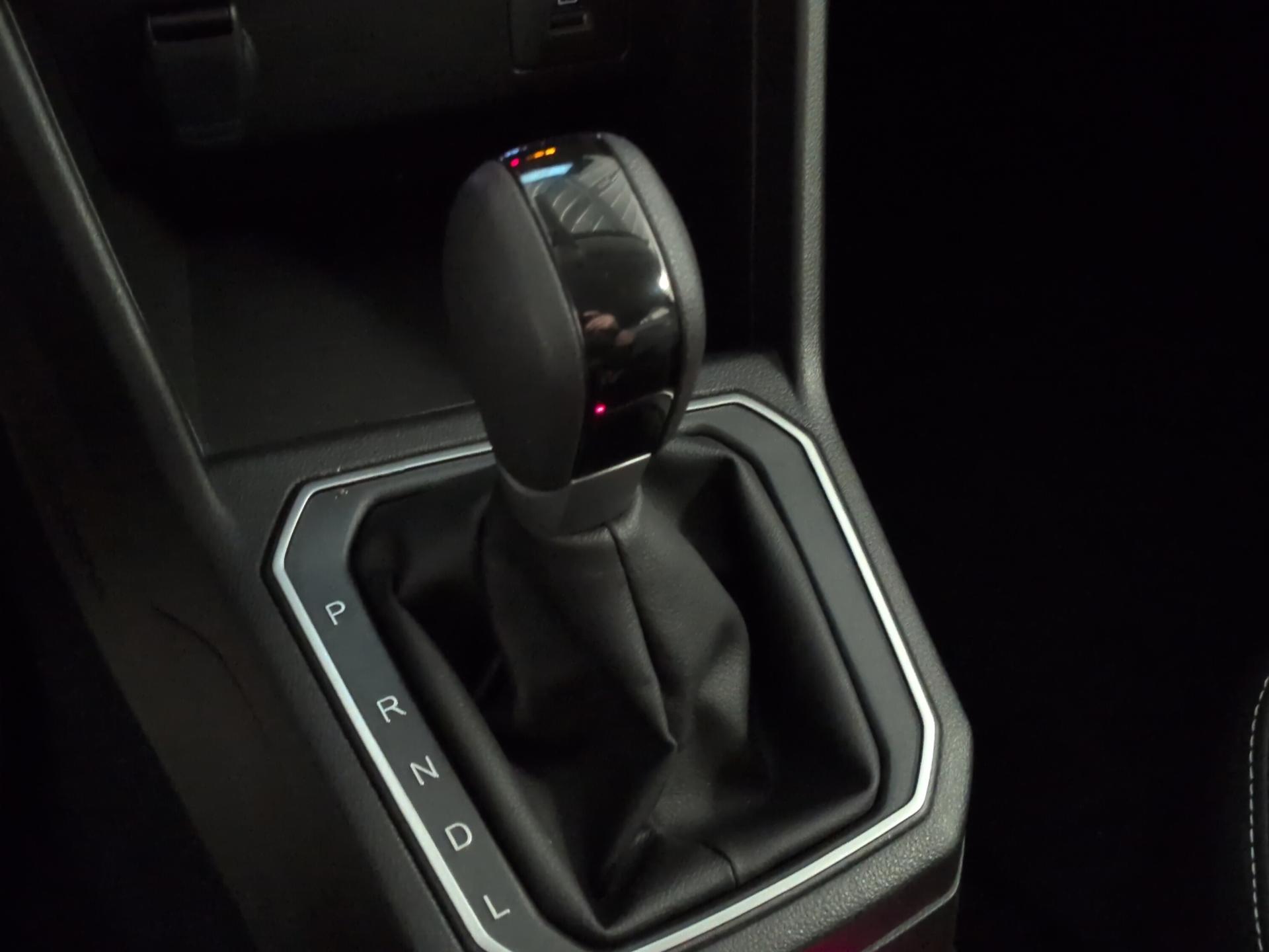 DACIA Sandero Stepway TCe 90 Expression CVT-image-11
