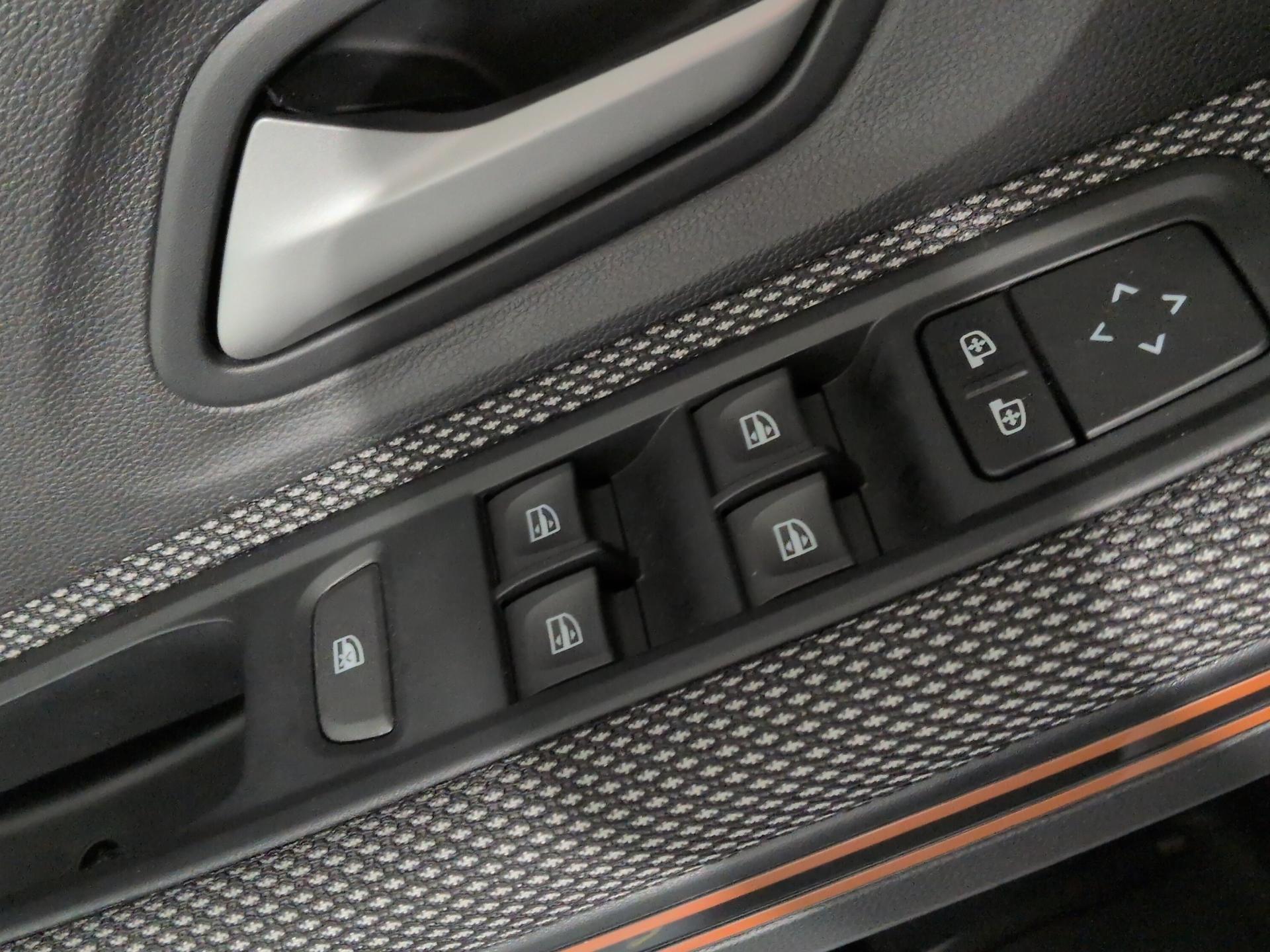 DACIA Sandero Stepway TCe 90 Expression CVT-image-21