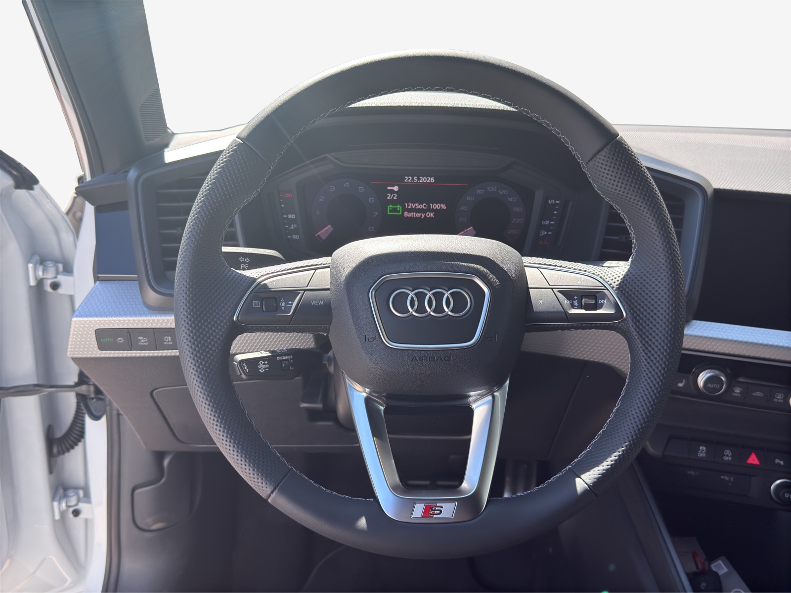 AUDI A1 Sportback 30 TFSI S Line Attraction S-tronic-image-9