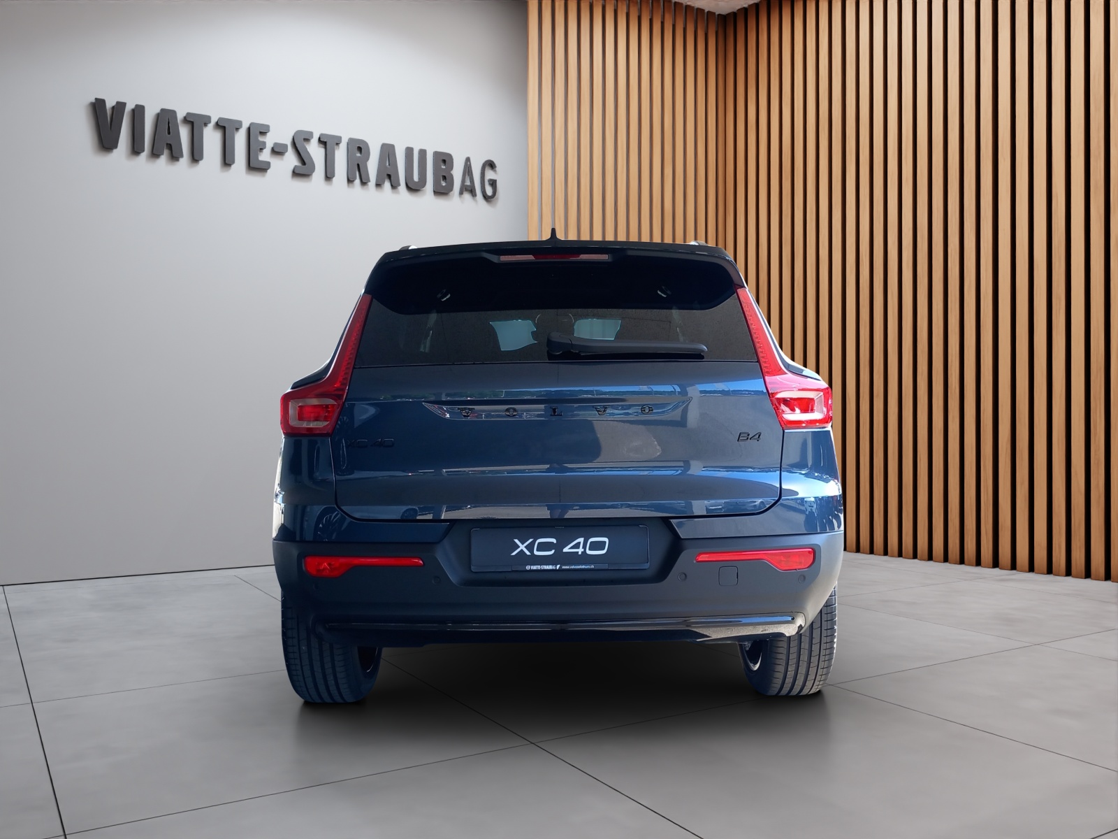 VOLVO XC40 2.0 B4 MH Black Edition