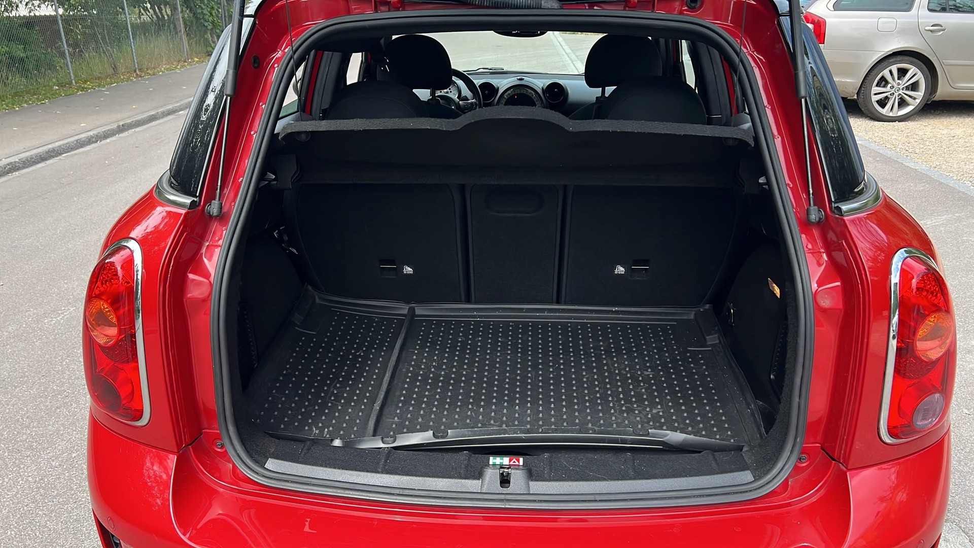 MINI Countryman Cooper S ALL4 Steptronic R60-image-18