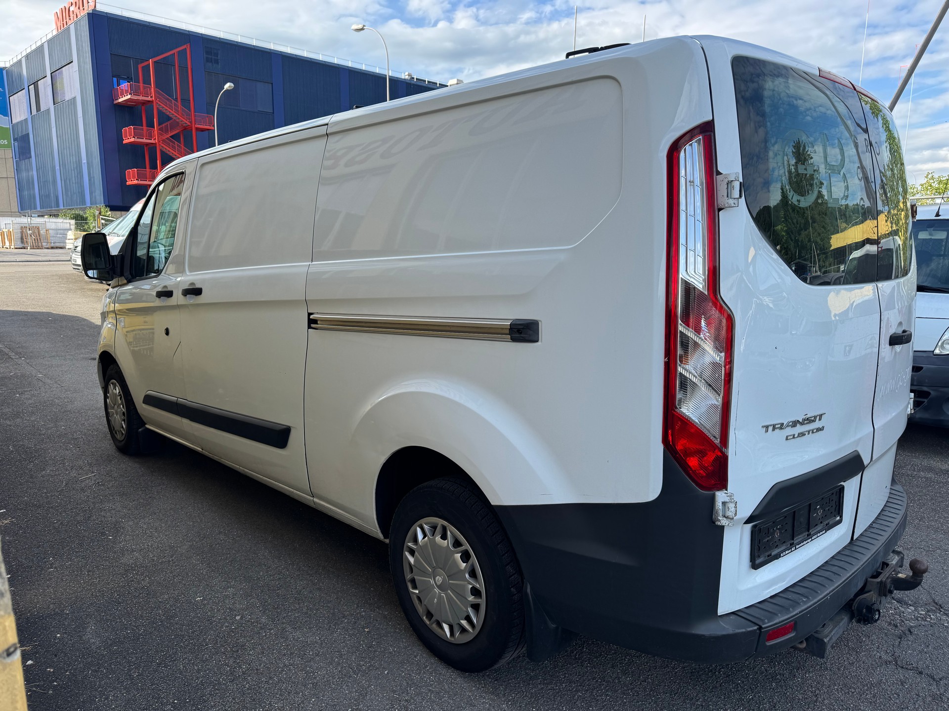 FORD TRANSIT CUSTOM-image-3