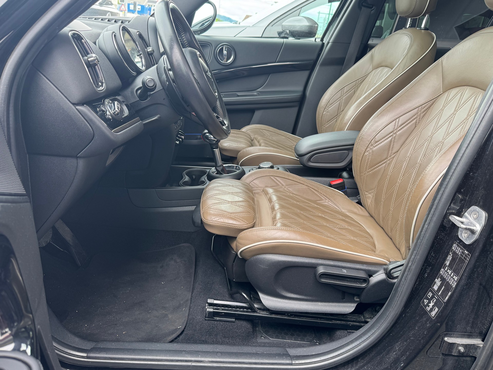 MINI Countryman Cooper S ALL4 Steptronic-image-10
