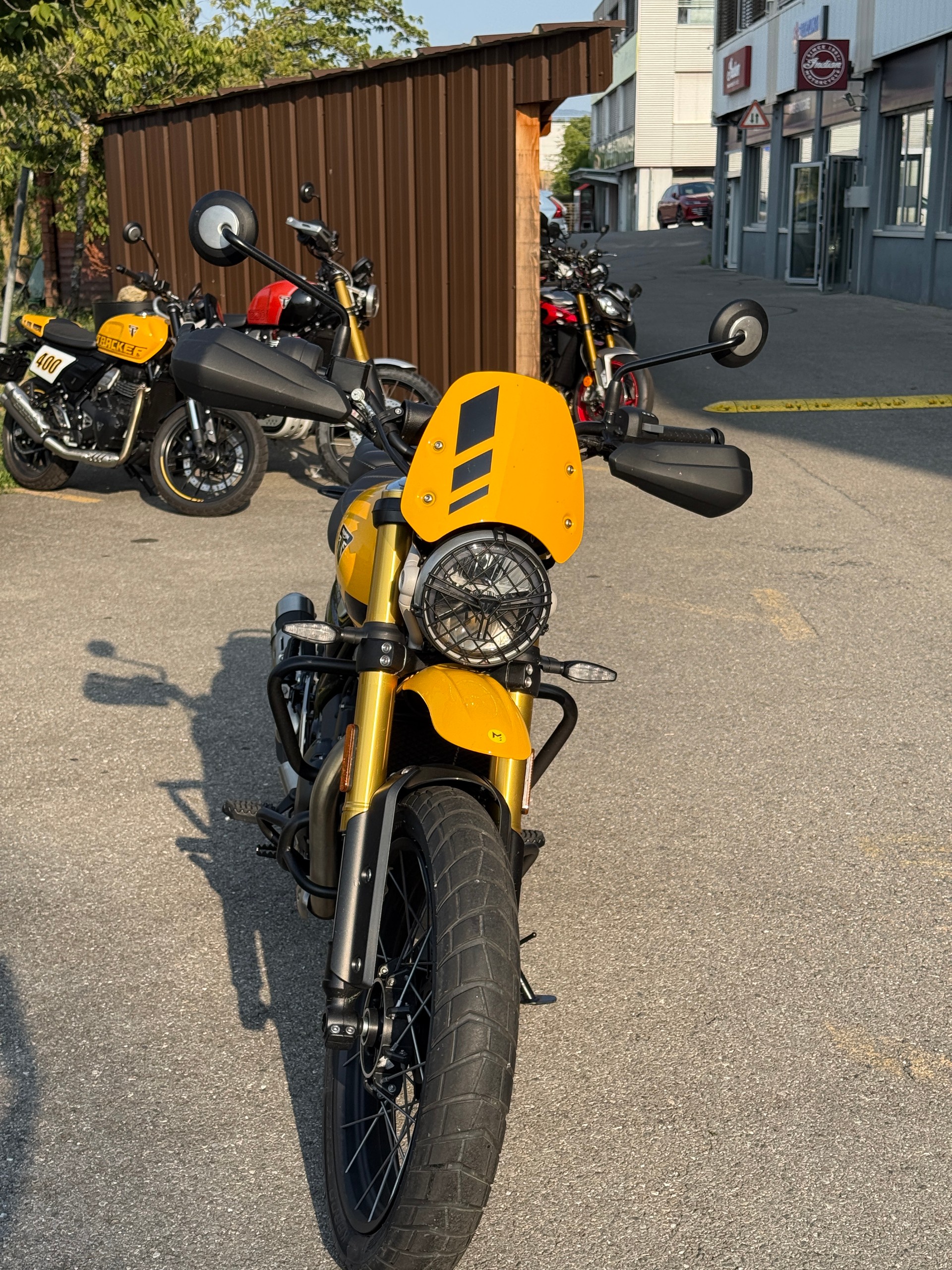 TRIUMPH Scrambler 400 XC-showroom-element-2