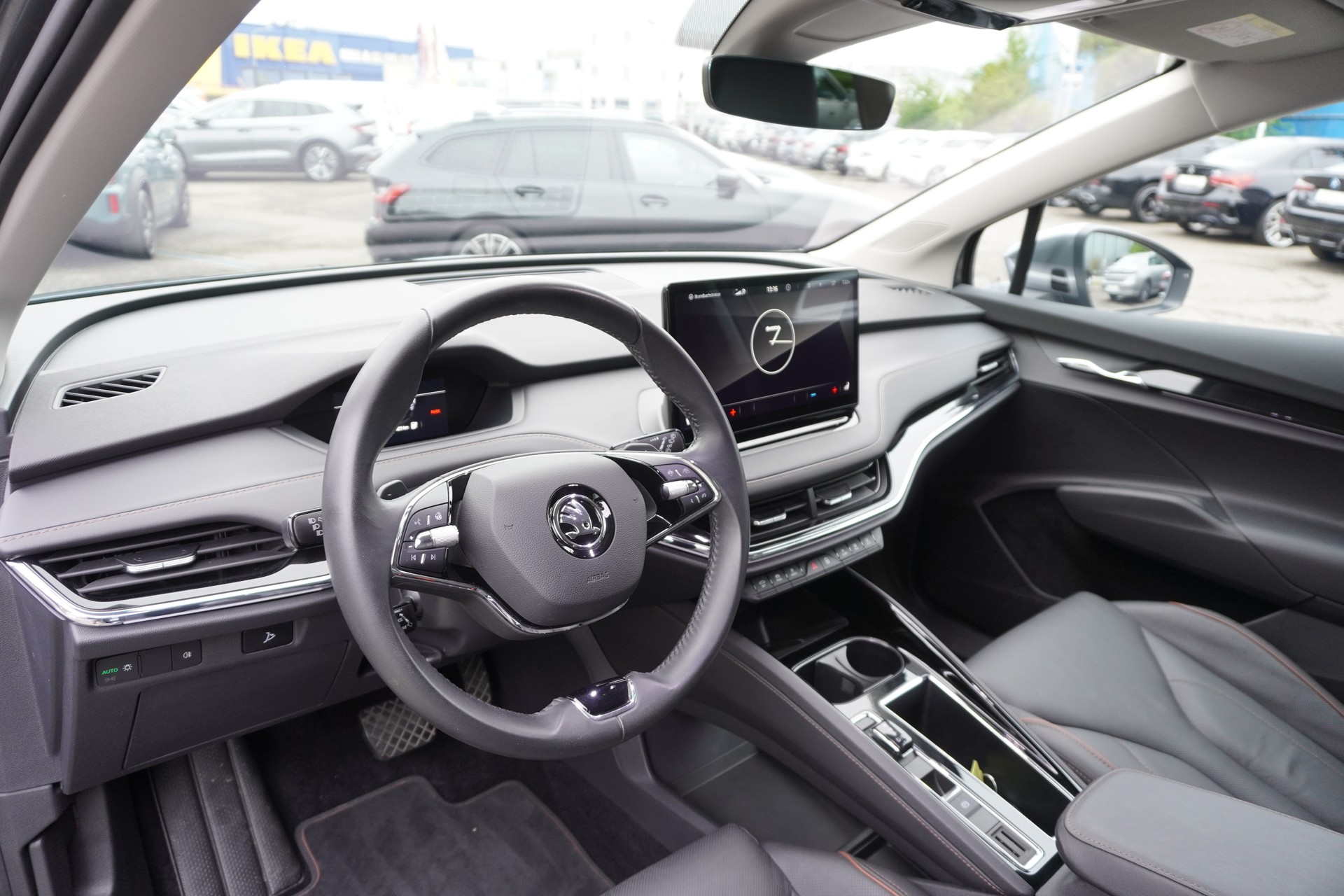 SKODA Enyaq iV 80-image-10