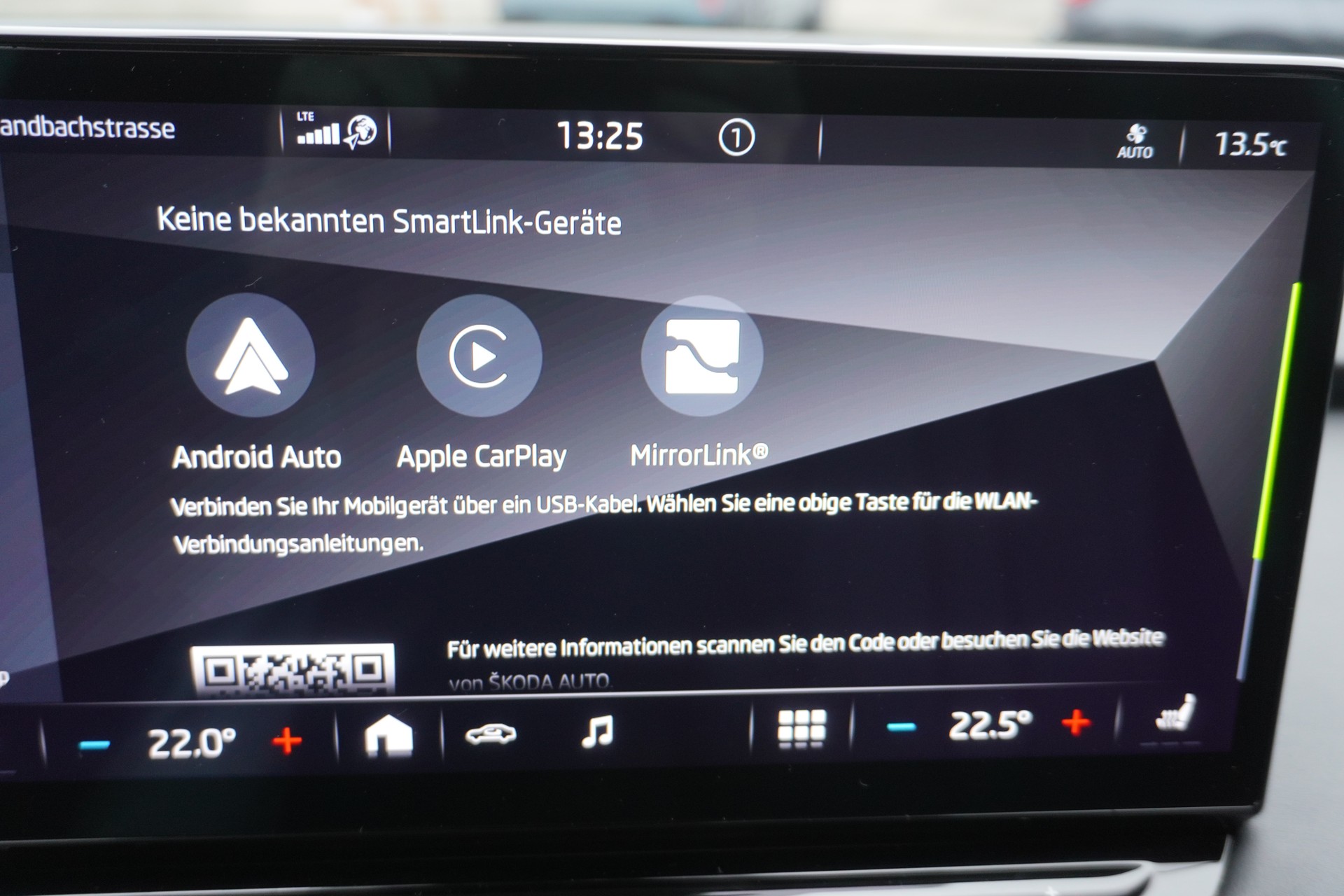 SKODA Enyaq iV 80-image-30