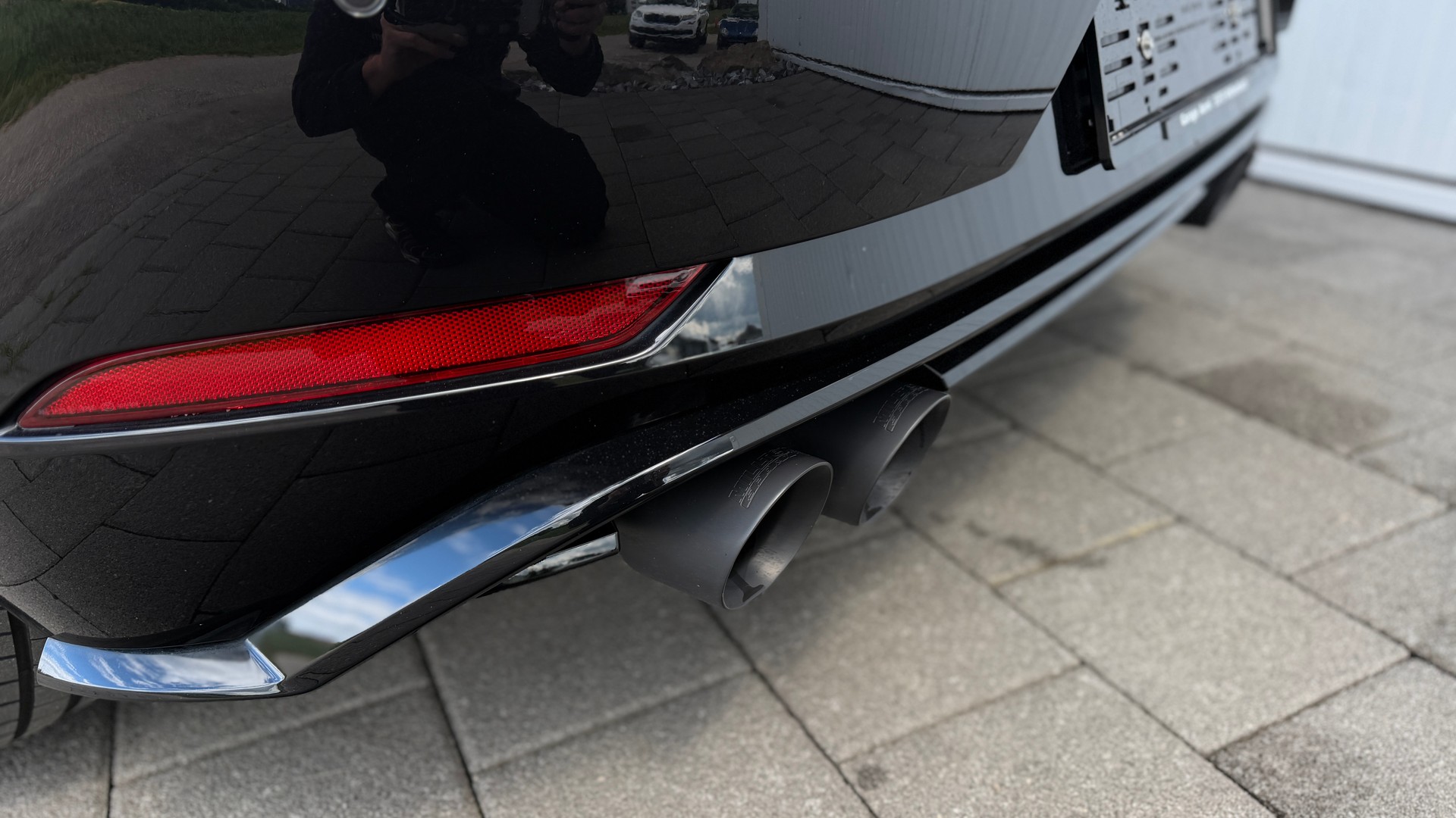 VW Golf 2.0 TSI R Performance 4Motion DSG / frisch ab MFK & Service Faclift Ohne OPF! Miltek Abgasanlage Ab Turbolader-image-9