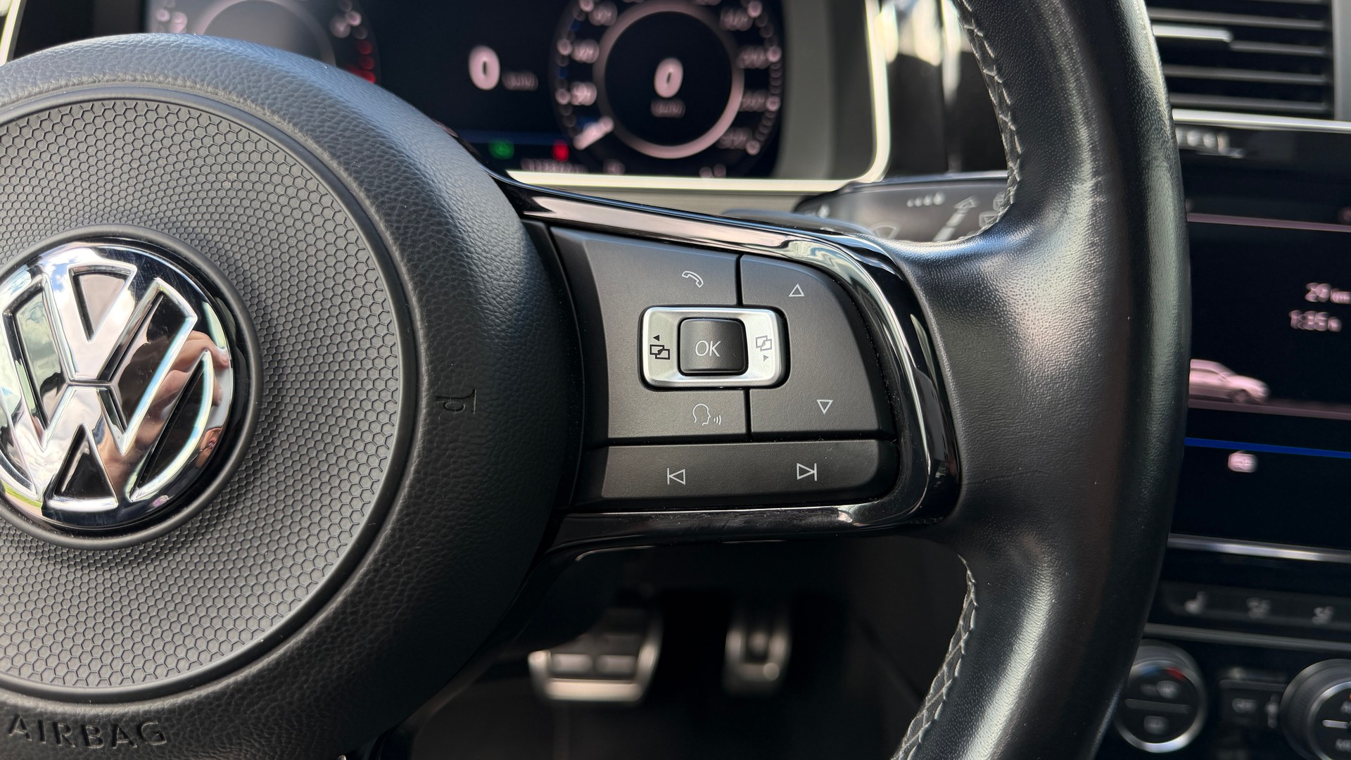 VW Golf 2.0 TSI R Performance 4Motion DSG / frisch ab MFK & Service Faclift Ohne OPF! Miltek Abgasanlage Ab Turbolader-image-18