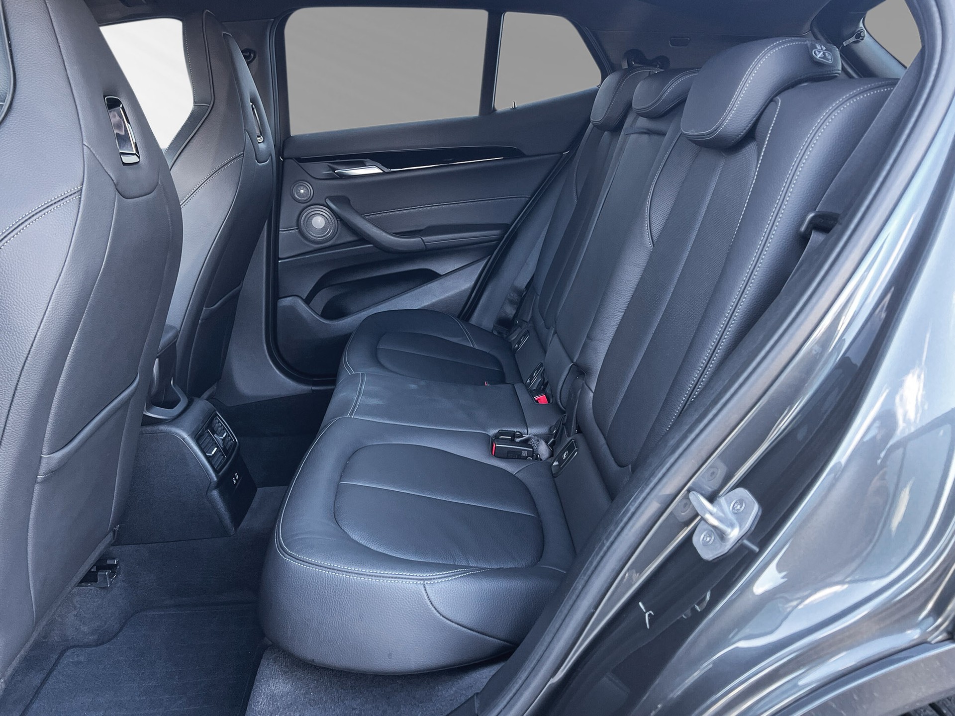 BMW X2 xDrive 20d M Sport Steptronic-image-6