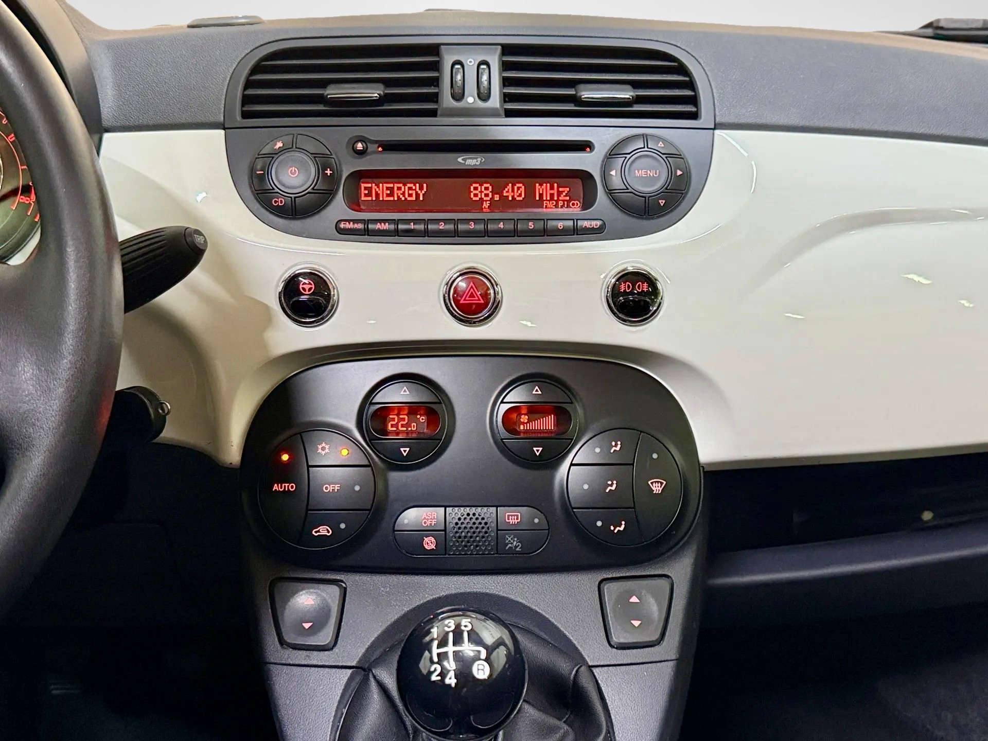 FIAT 500C 1.2 Lounge-image-17