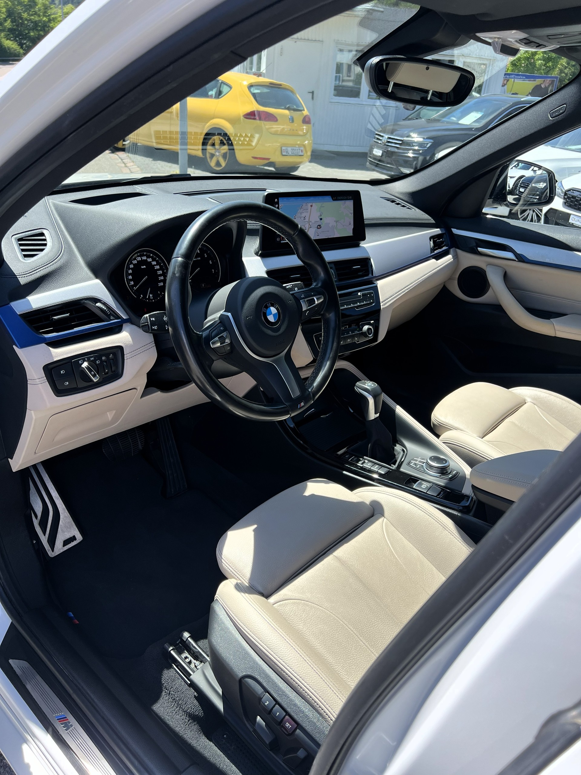 BMW X1 xDrive 25e M Sport Steptronic-image-18