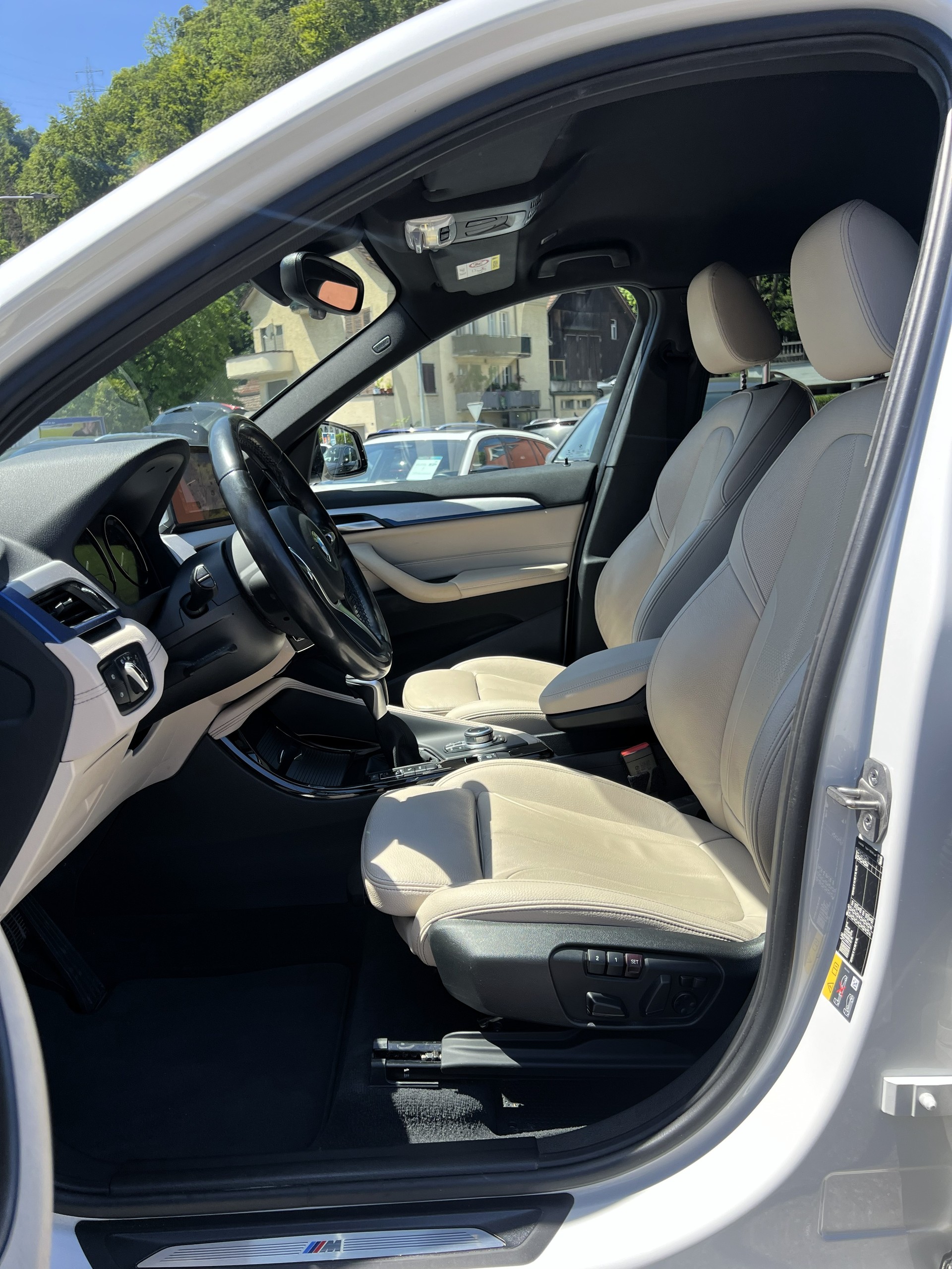 BMW X1 xDrive 25e M Sport Steptronic-image-17
