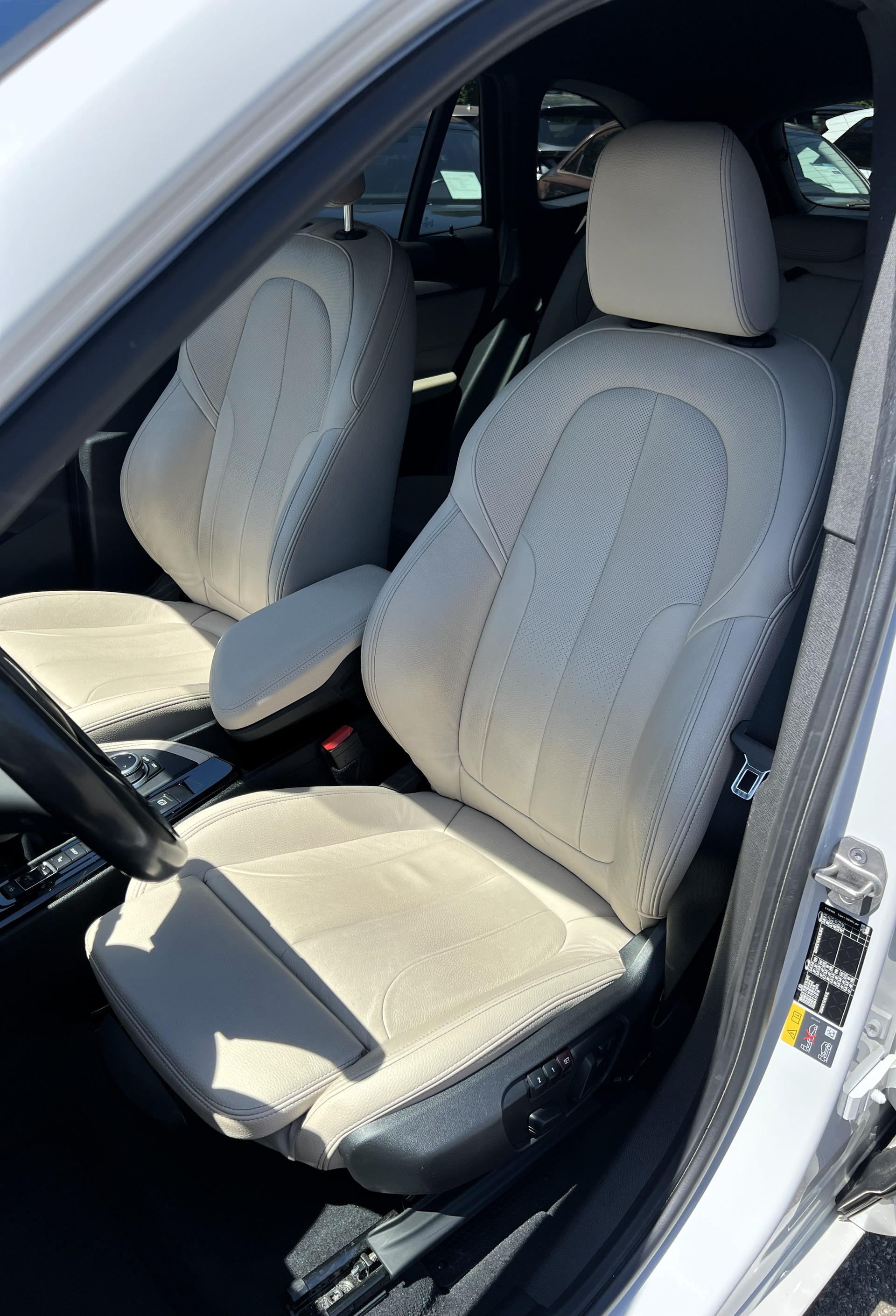 BMW X1 xDrive 25e M Sport Steptronic-image-16