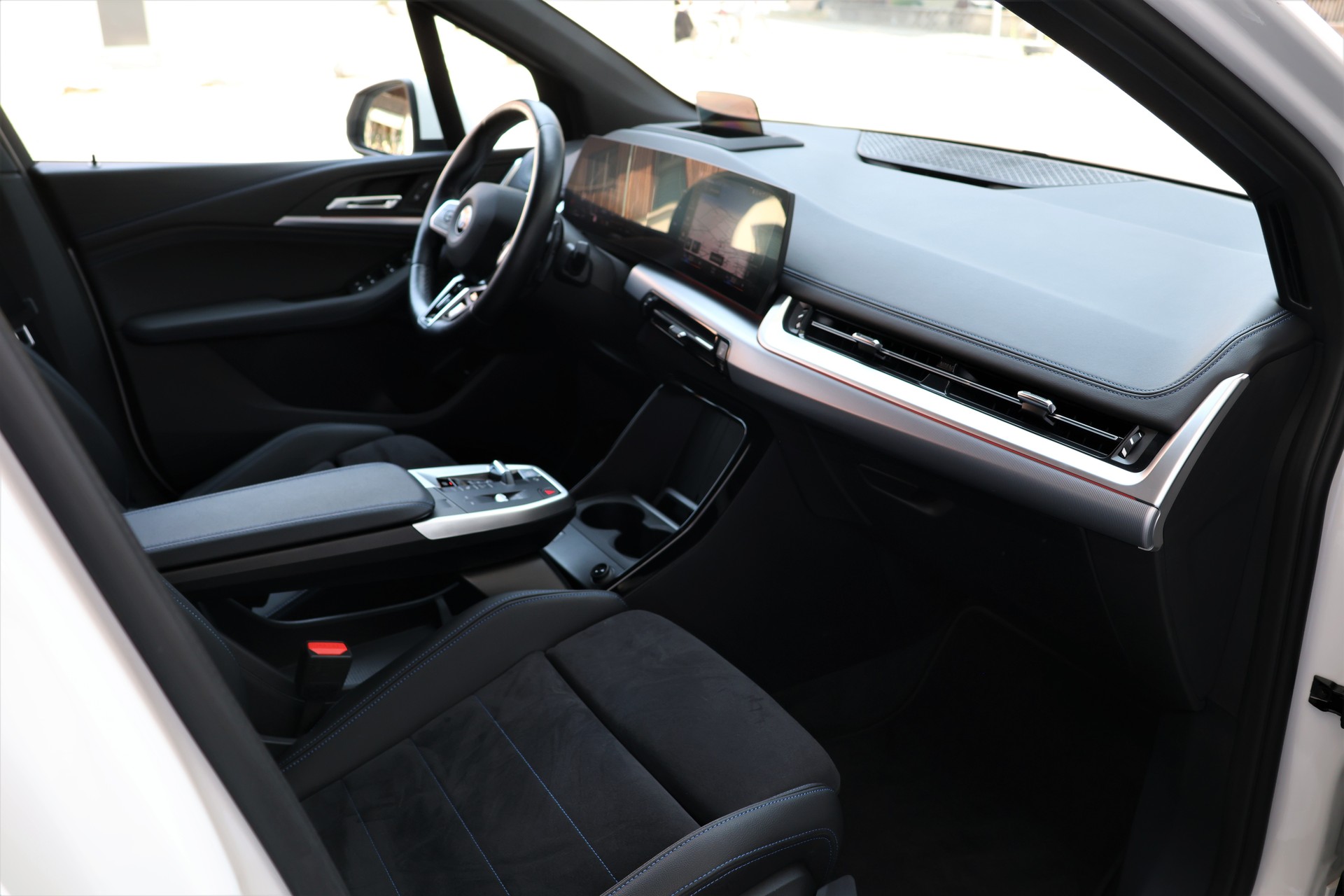 BMW 225e xDrive Active Tourer M Sport (CH)-image-17